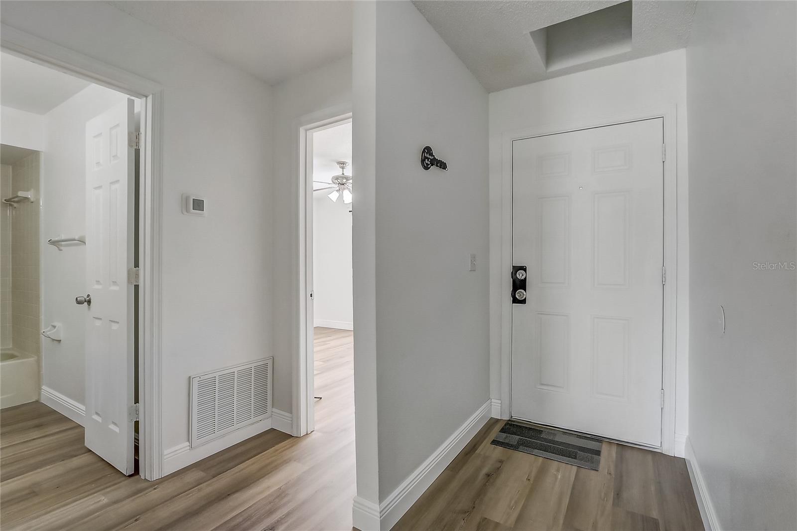 2719 HUNT CLUB LN, ORLANDO, FL — photo 5