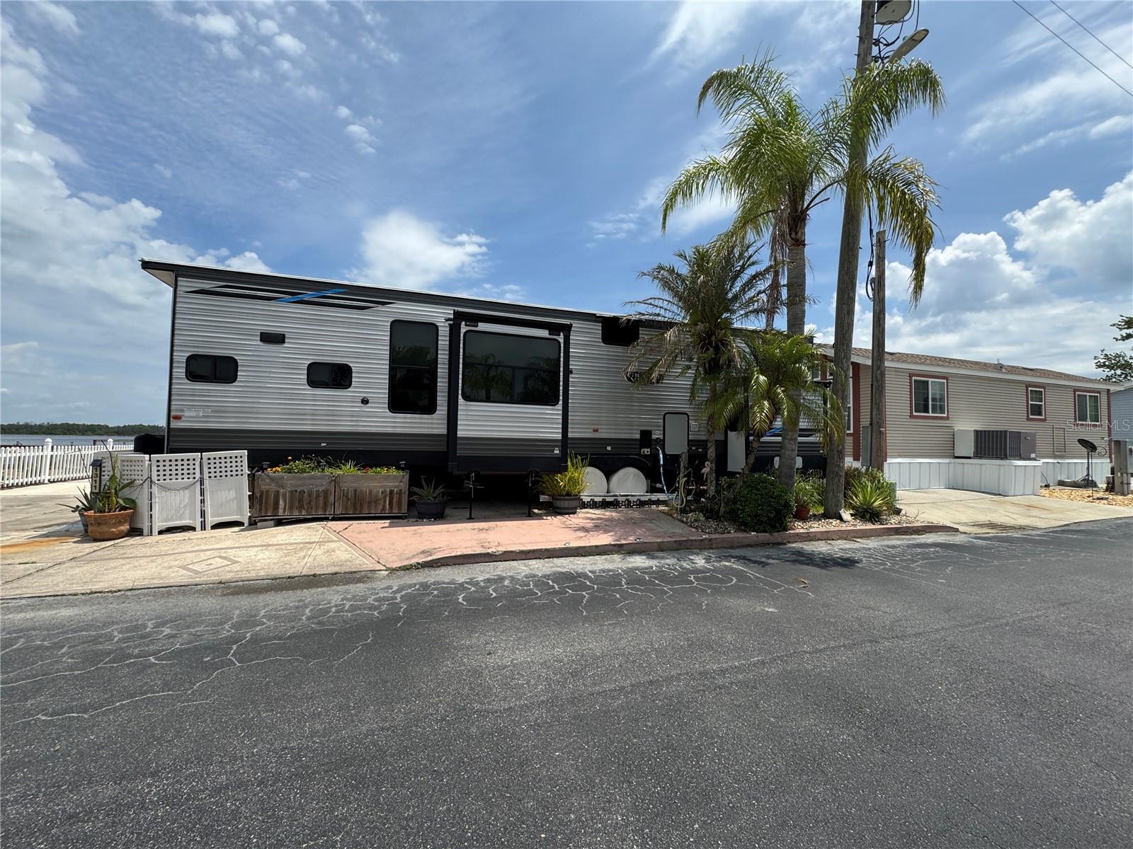 1311 PINE ISLAND DR N, ST CLOUD, FL