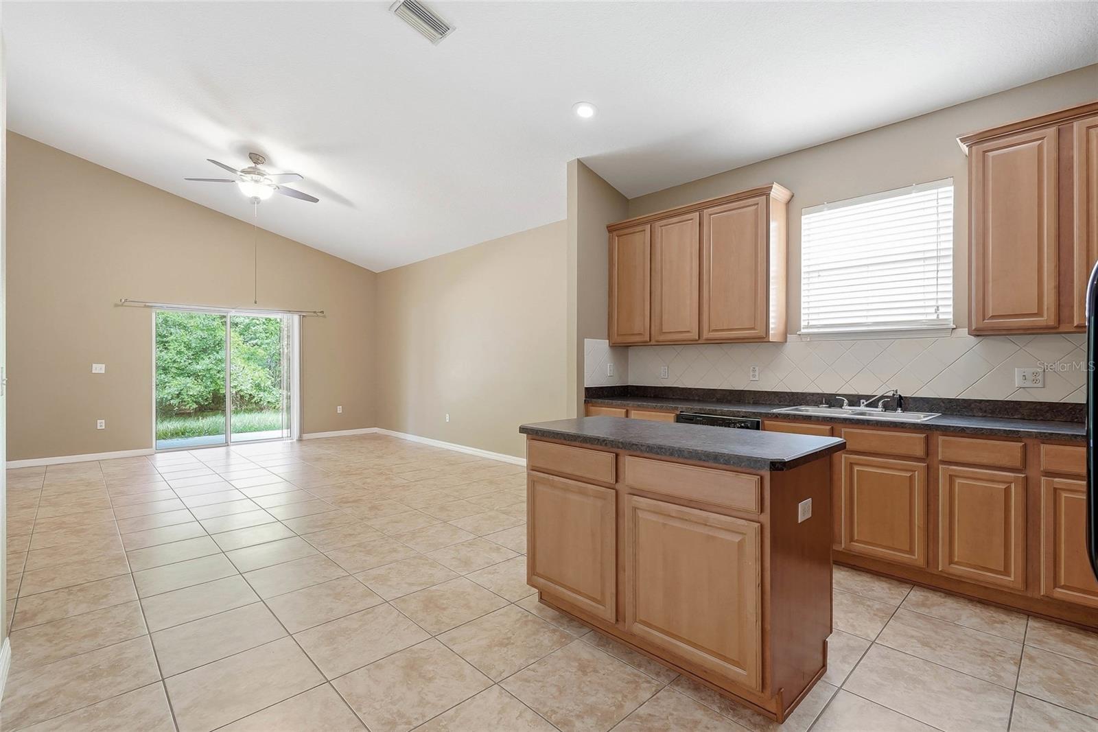 12230 COLONY LAKES BLVD, NEW PORT RICHEY, FL — photo 12