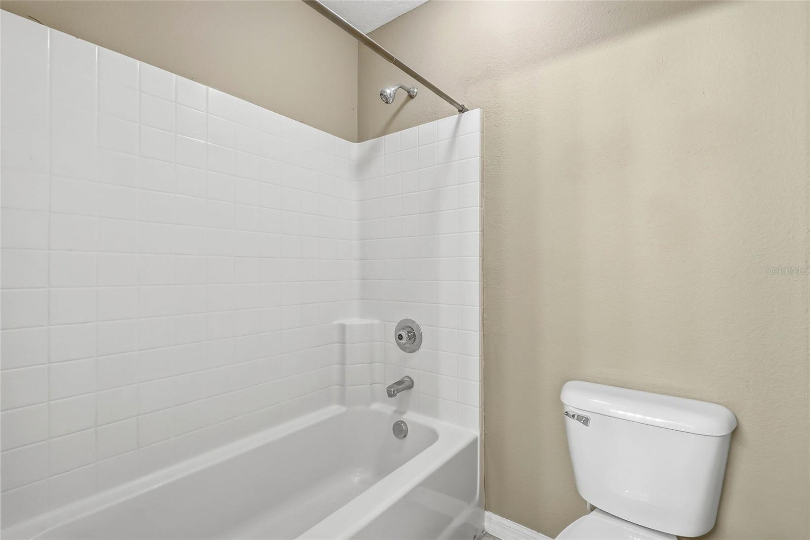 12230 COLONY LAKES BLVD, NEW PORT RICHEY, FL — photo 43