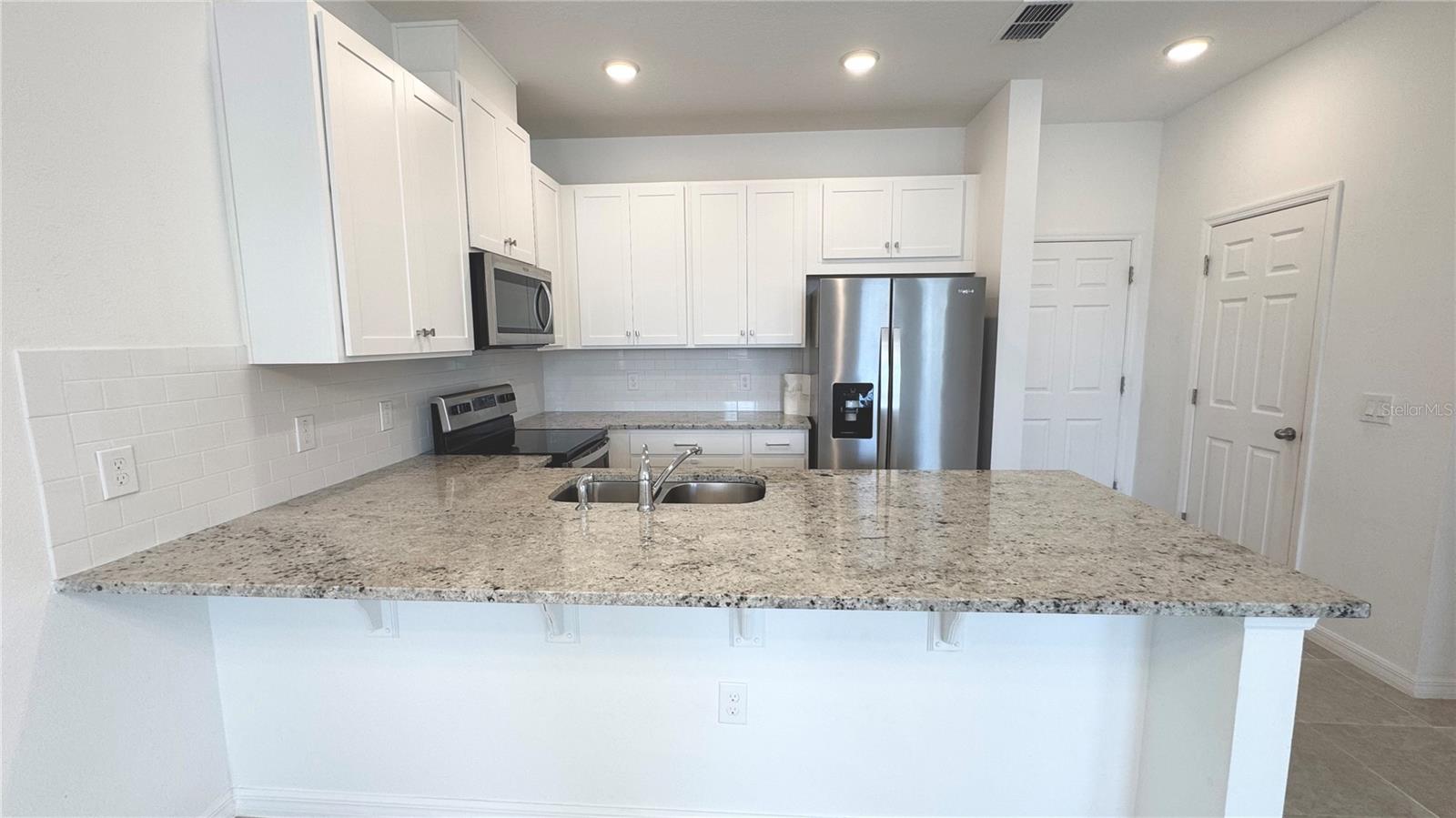 2327 GARDEN BELLE DR, CLERMONT, FL — photo 7
