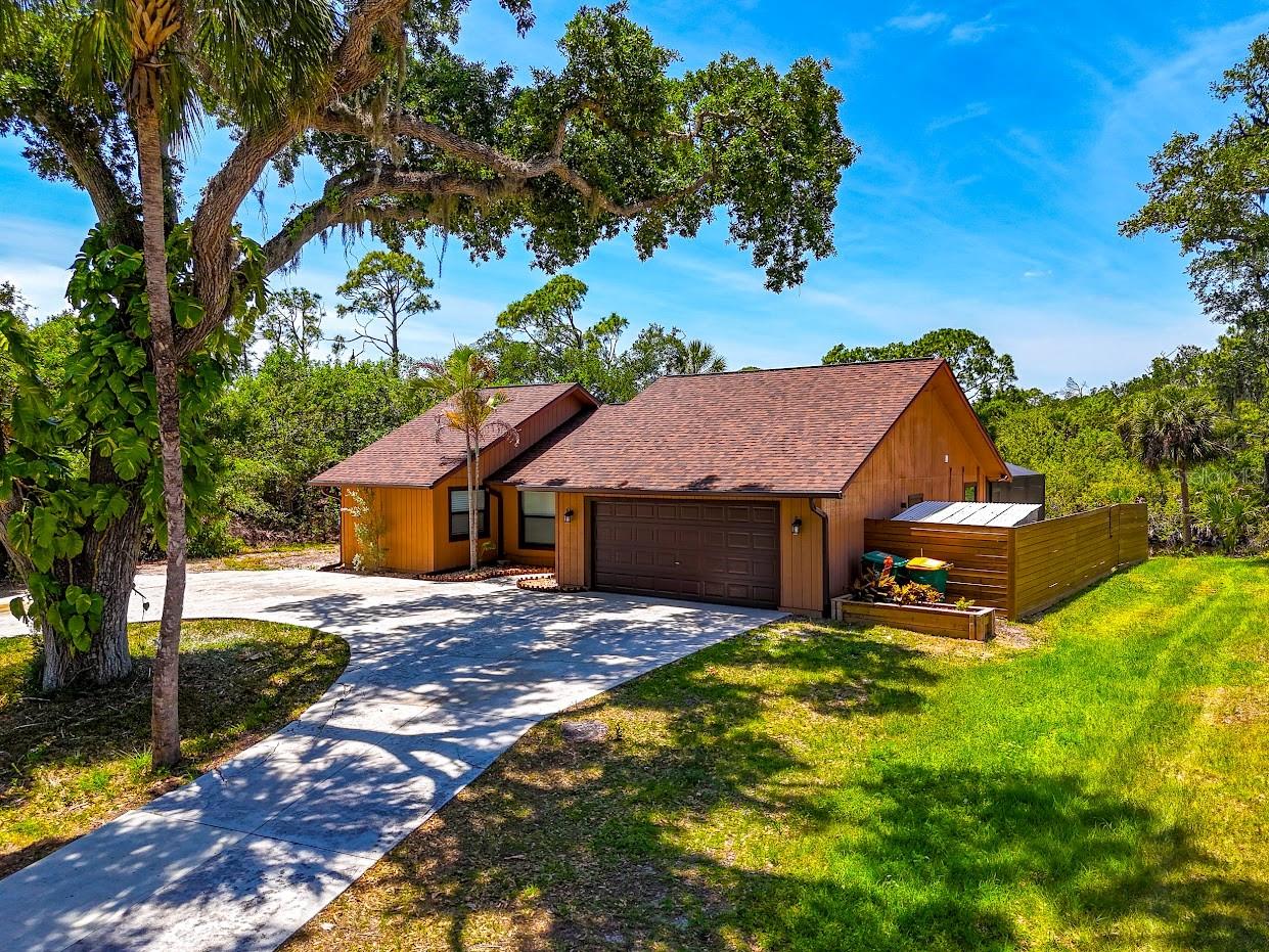 225 HOFFER ST, PORT CHARLOTTE, FL