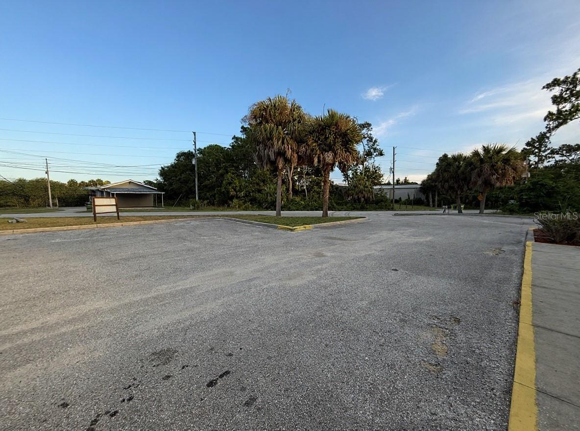 1424 N GULF AVE, CRYSTAL RIVER, FL — photo 12