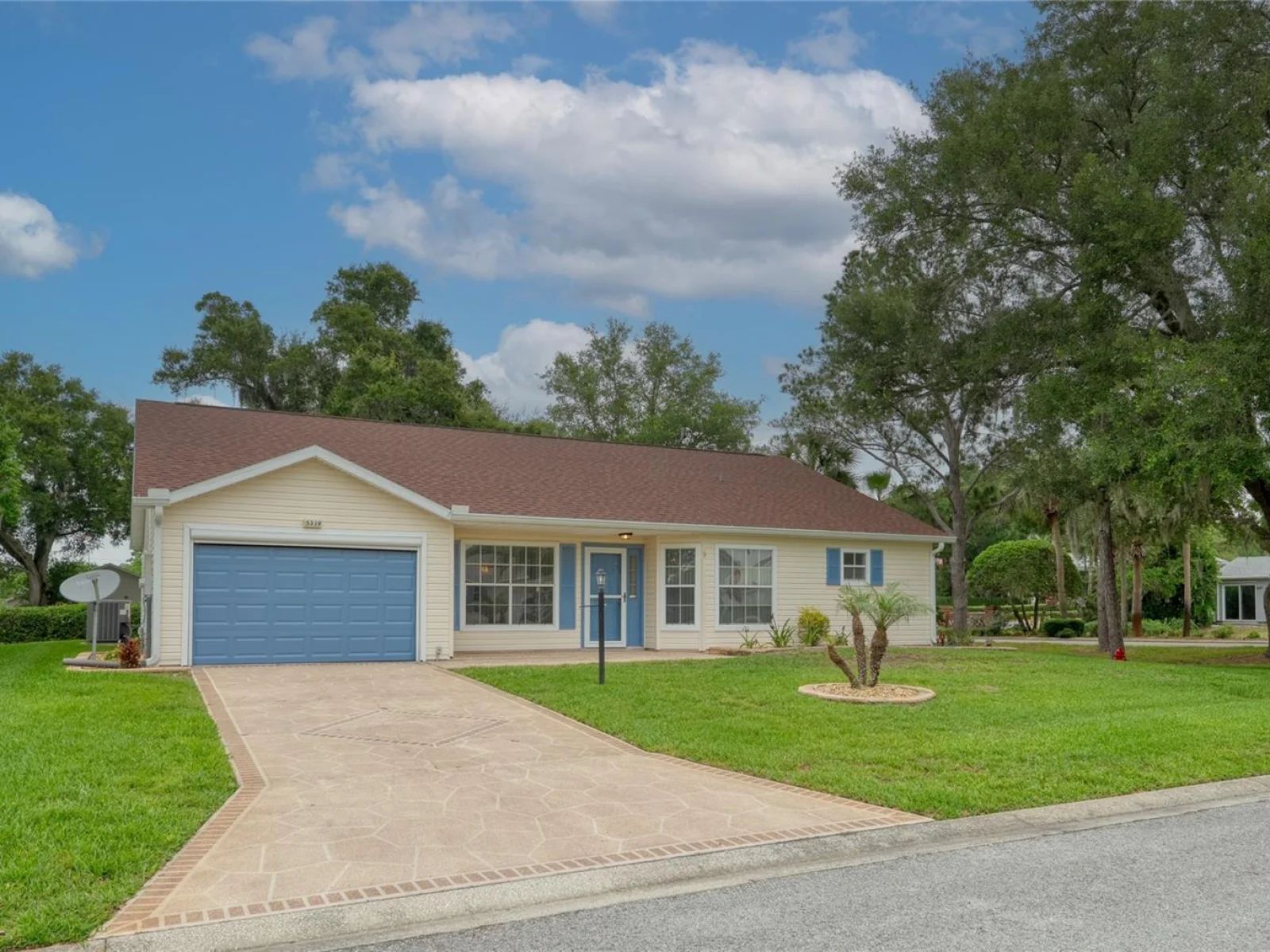 5319 TANGELO ST, LEESBURG, FL — photo 2
