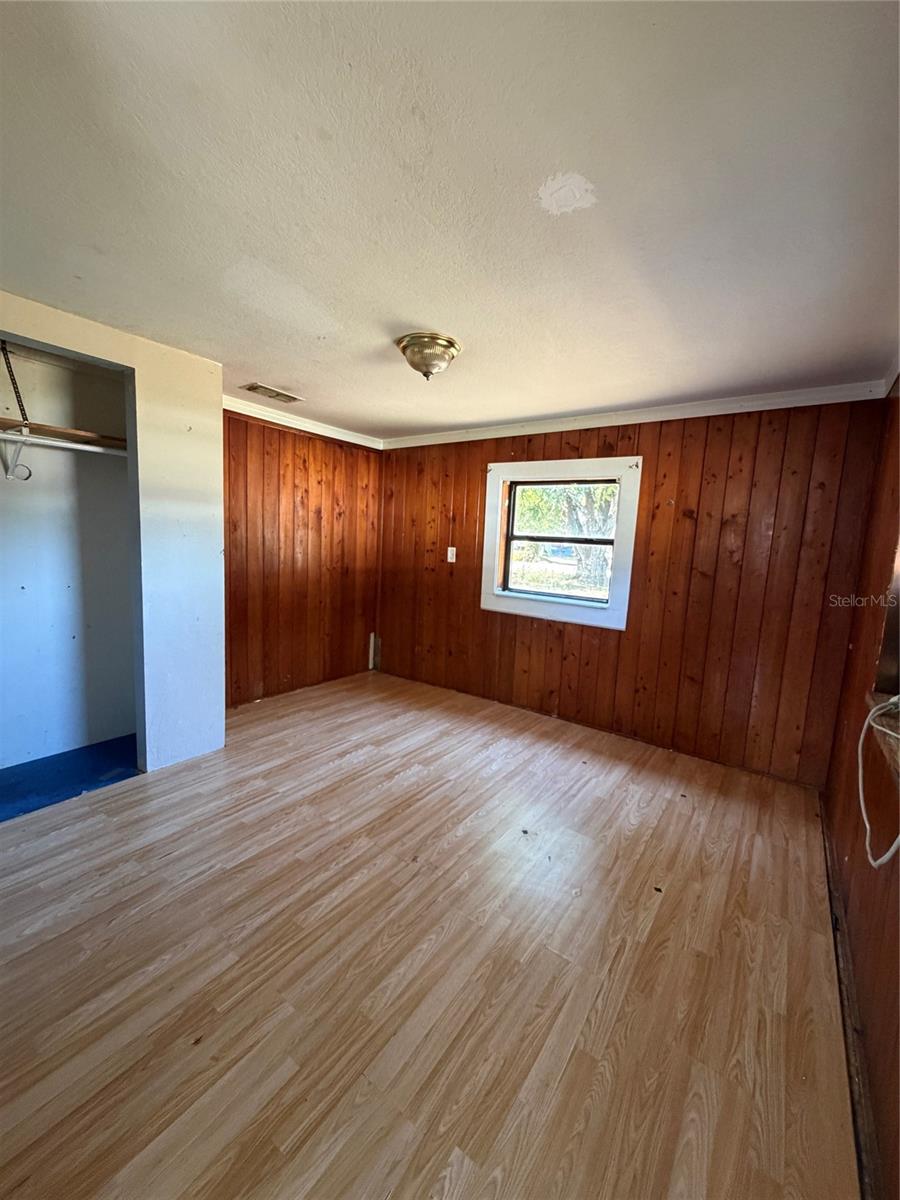 10114 E COLUMBUS DR, TAMPA, FL — photo 8