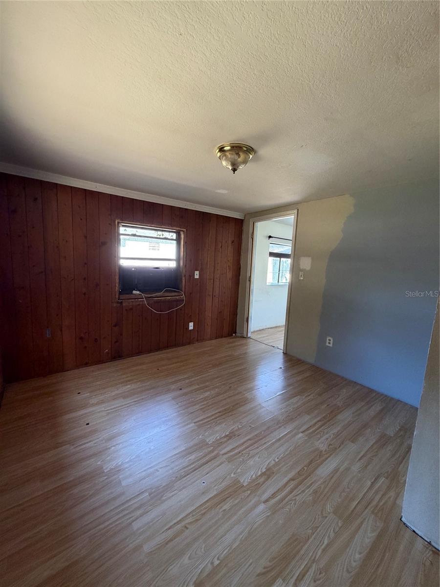 10114 E COLUMBUS DR, TAMPA, FL — photo 9