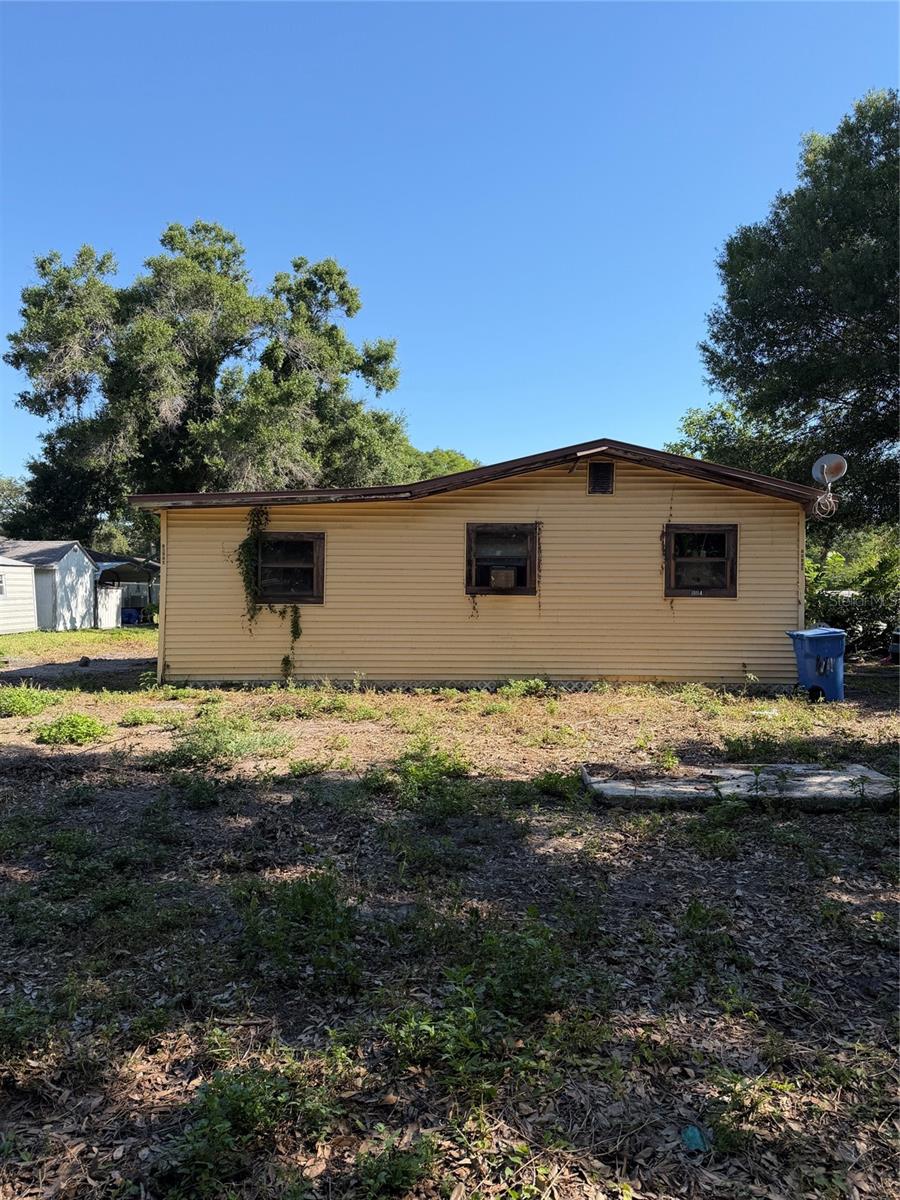 10114 E COLUMBUS DR, TAMPA, FL — photo 13