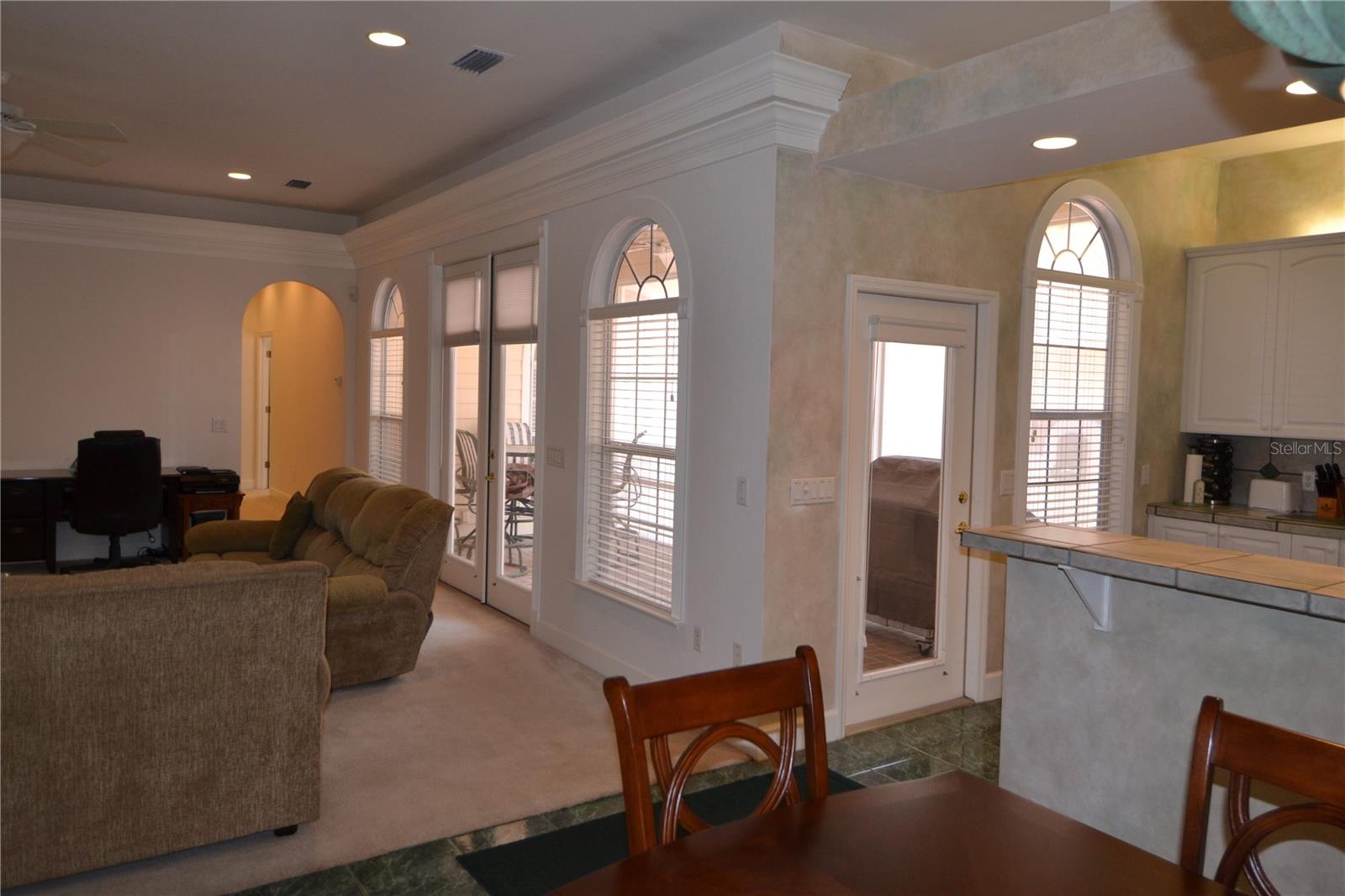 79 NW 48TH BLVD, GAINESVILLE, FL — photo 3