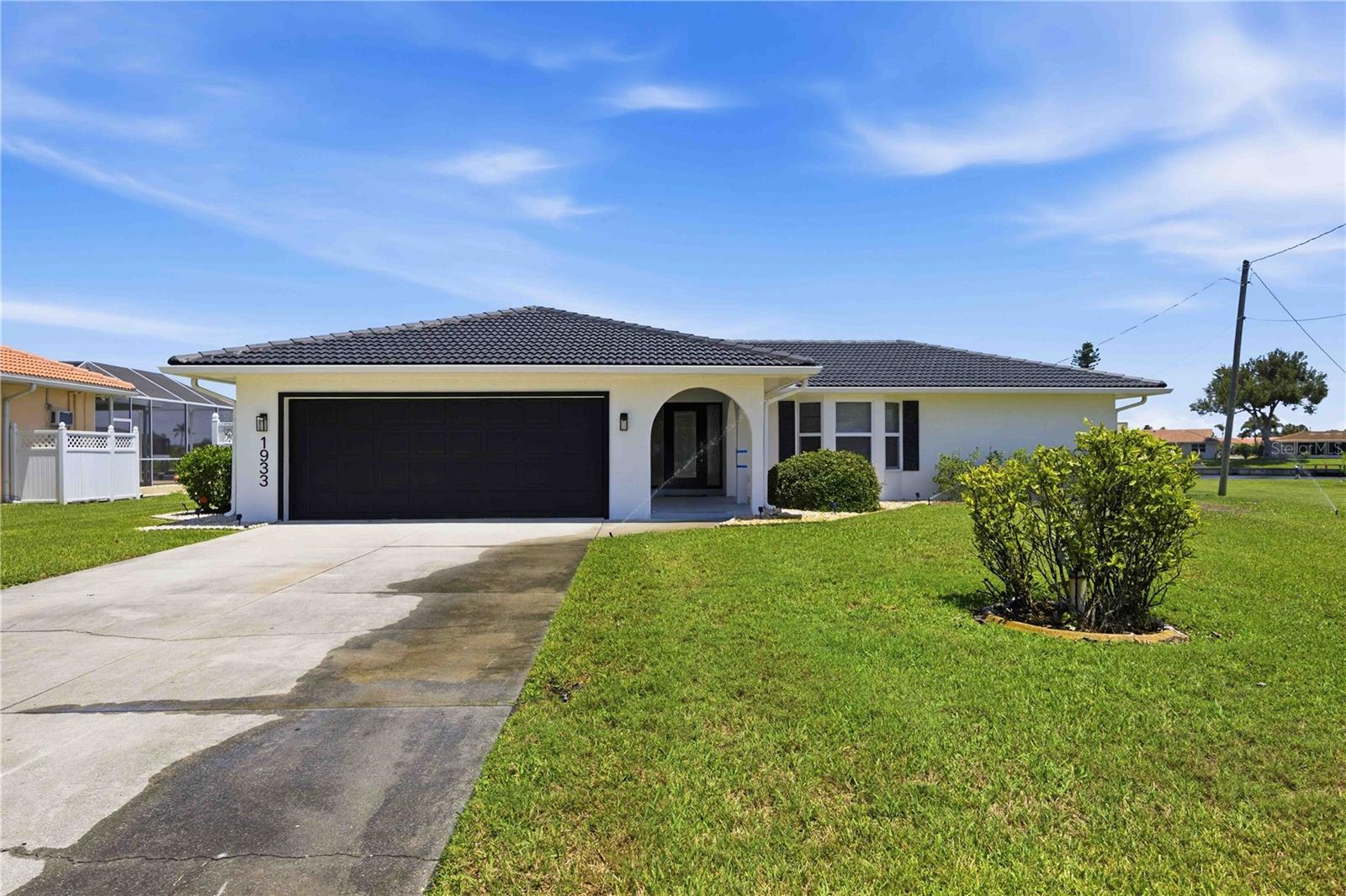 1933 FAIRVIEW DR, ENGLEWOOD, FL — photo 2