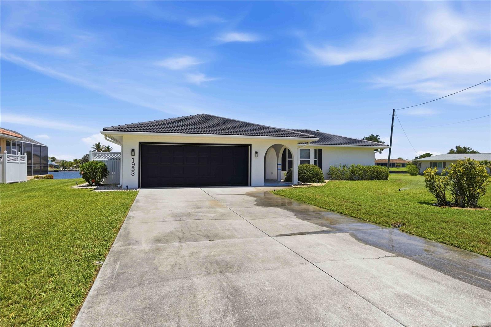 1933 FAIRVIEW DR, ENGLEWOOD, FL — photo 3