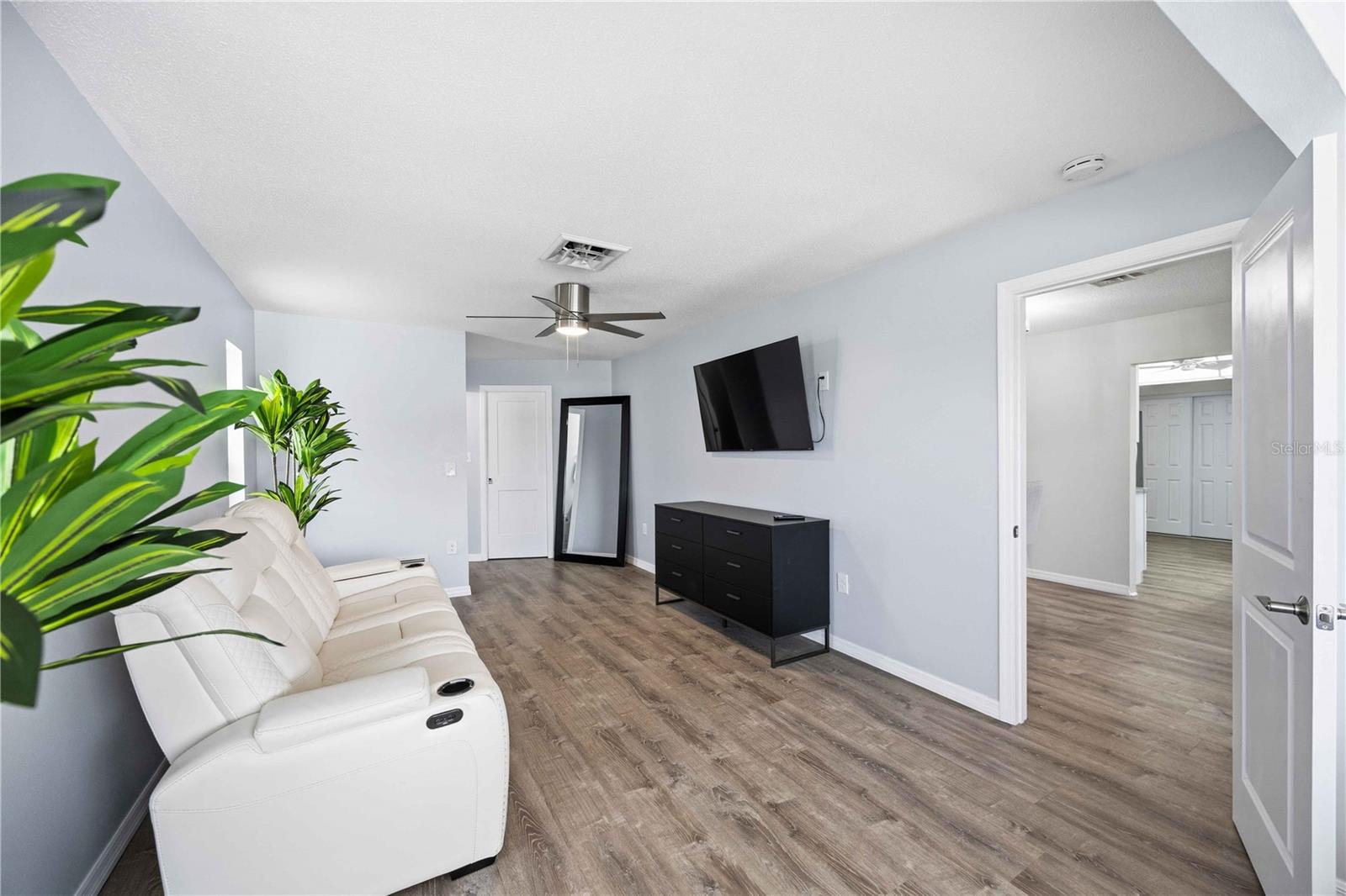 1933 FAIRVIEW DR, ENGLEWOOD, FL — photo 16