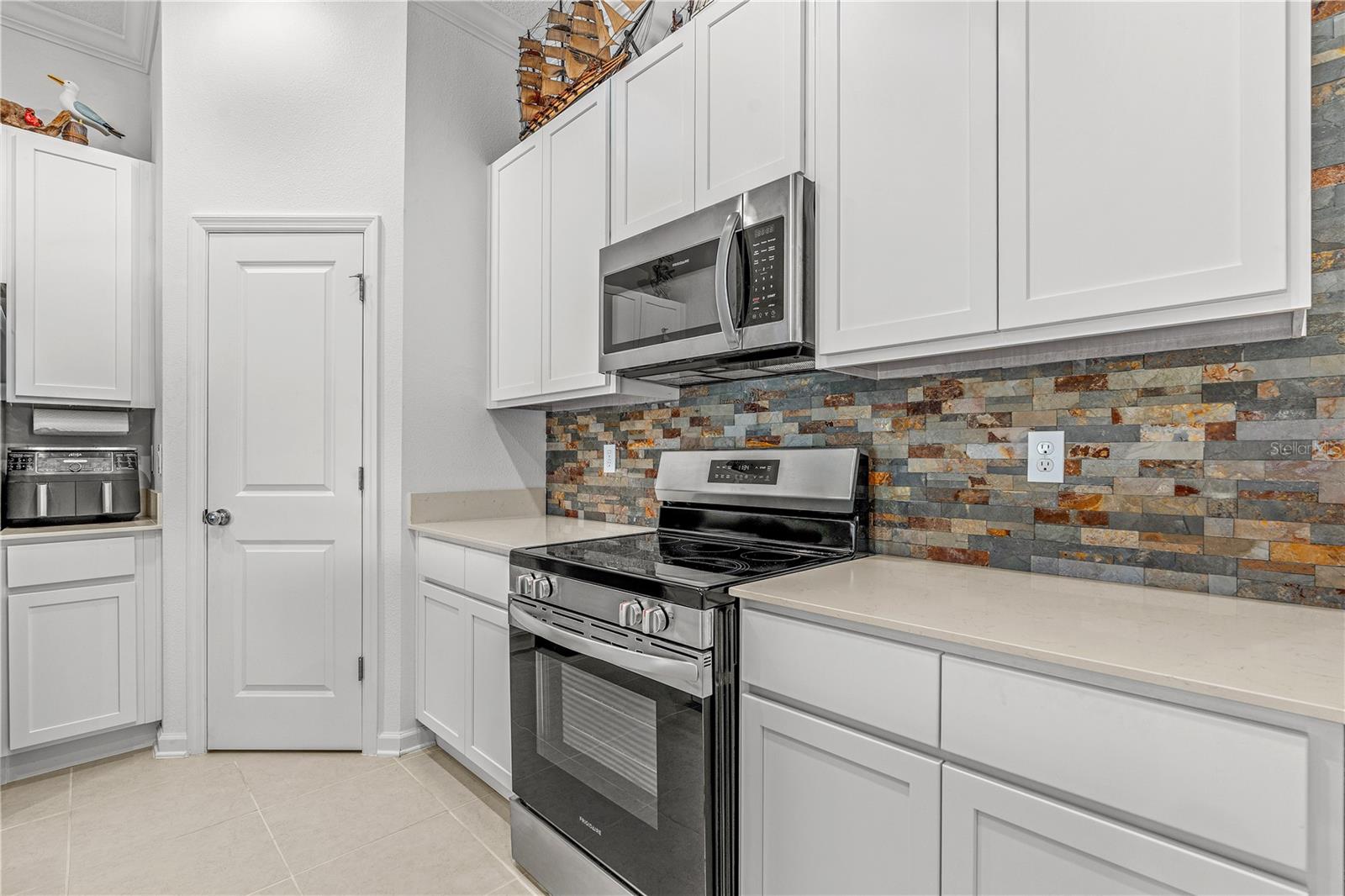 5317 DIAMONDLEAF DR, EDGEWATER, FL — photo 14