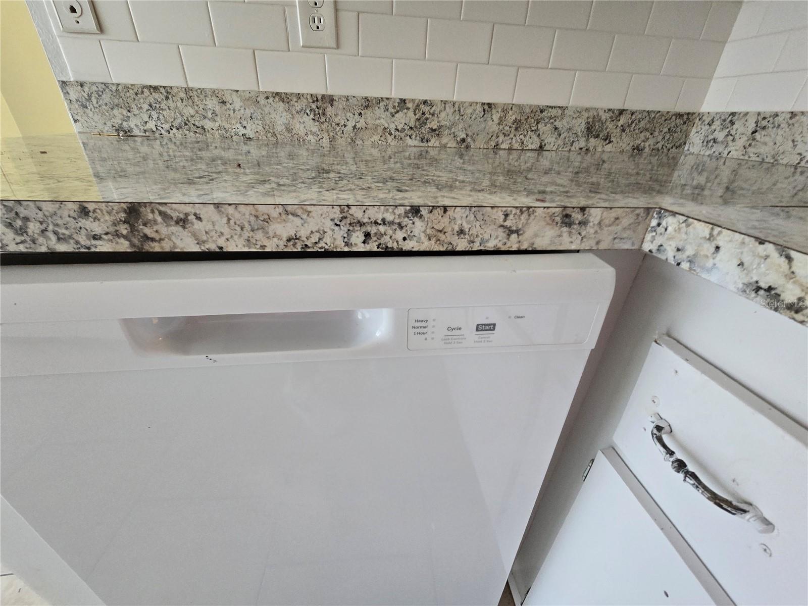 7741 FOREST TRL #3, PORT RICHEY, FL — photo 6