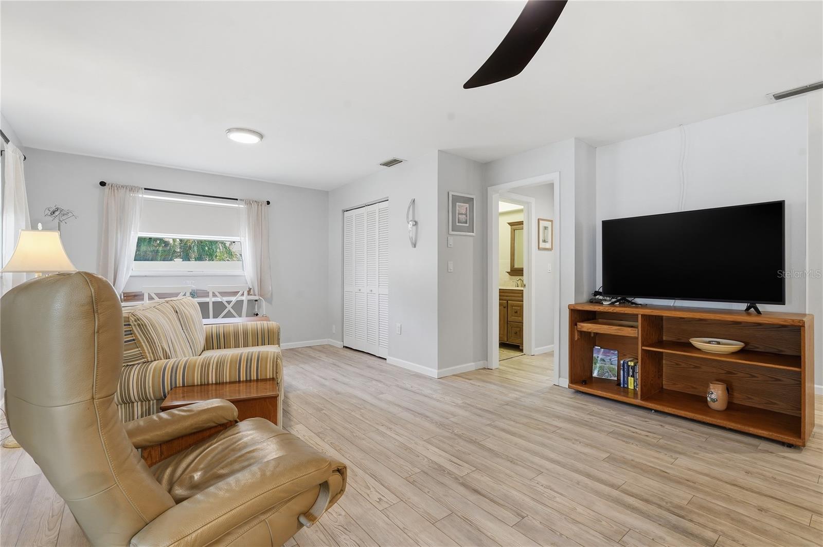 1634 DALE CIR N, DUNEDIN, FL — photo 14