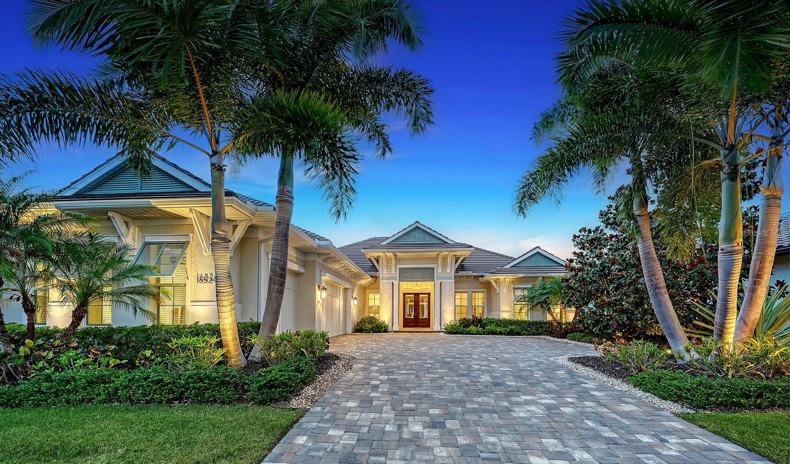 16524 KENDLESHIRE TER, LAKEWOOD RANCH, FL