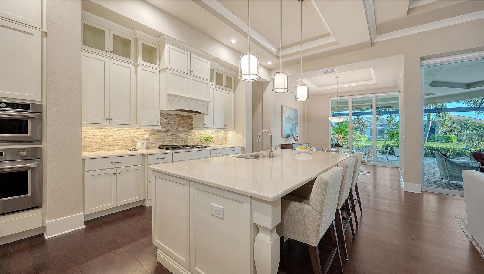 16524 KENDLESHIRE TER, LAKEWOOD RANCH, FL — photo 23