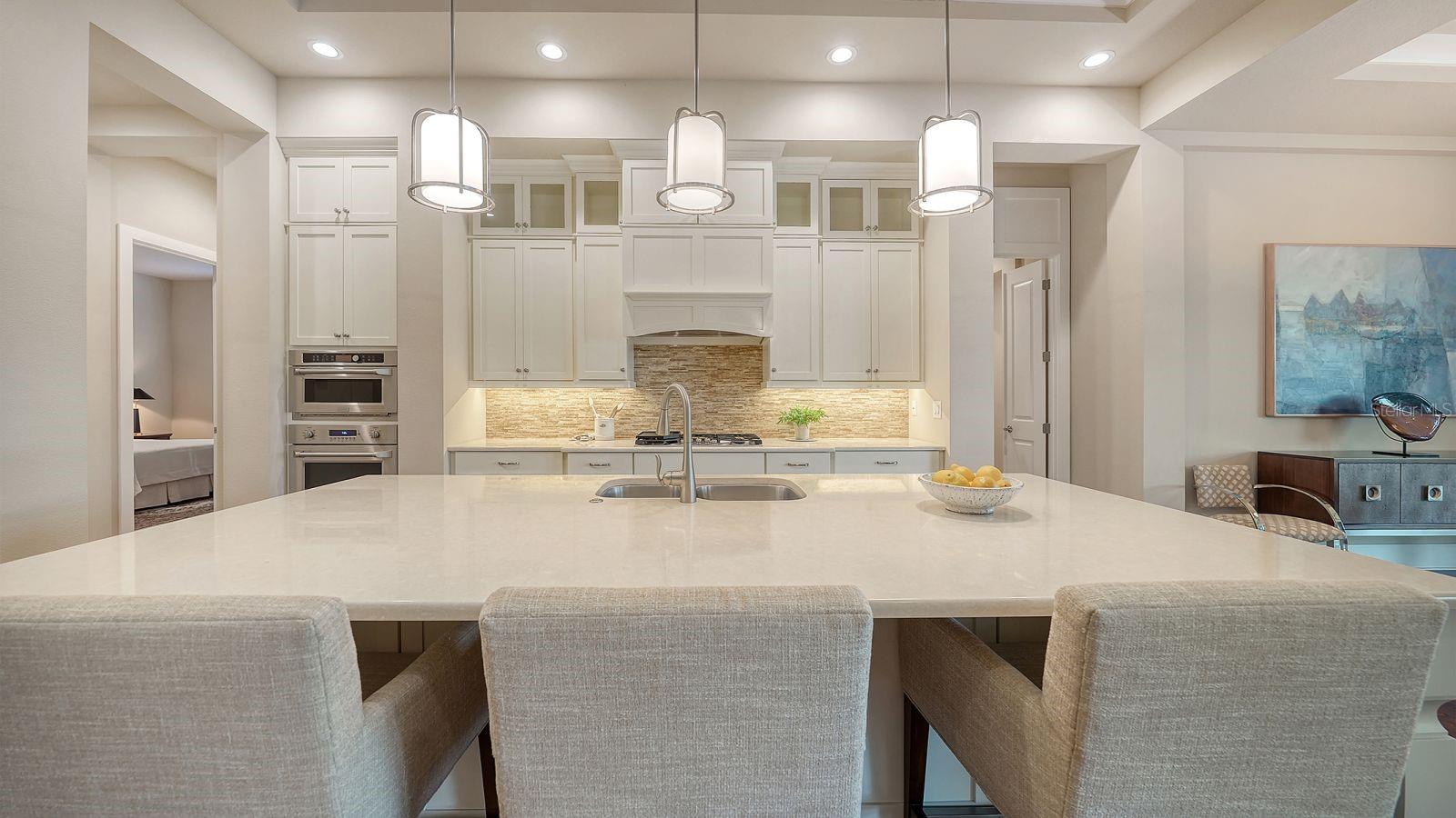 16524 KENDLESHIRE TER, LAKEWOOD RANCH, FL — photo 24