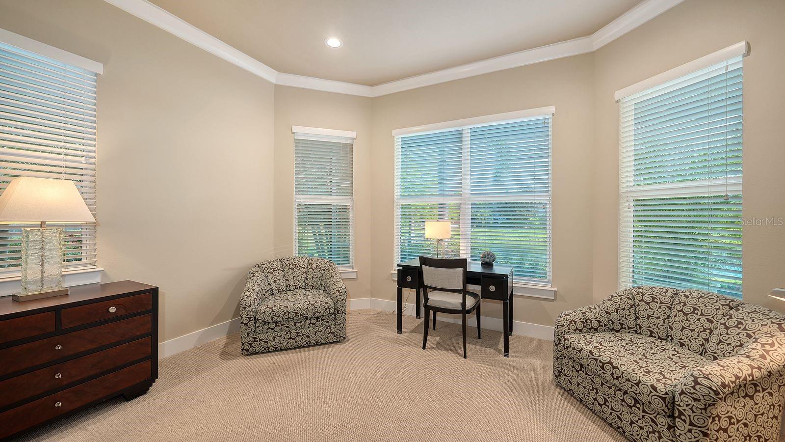 16524 KENDLESHIRE TER, LAKEWOOD RANCH, FL — photo 31