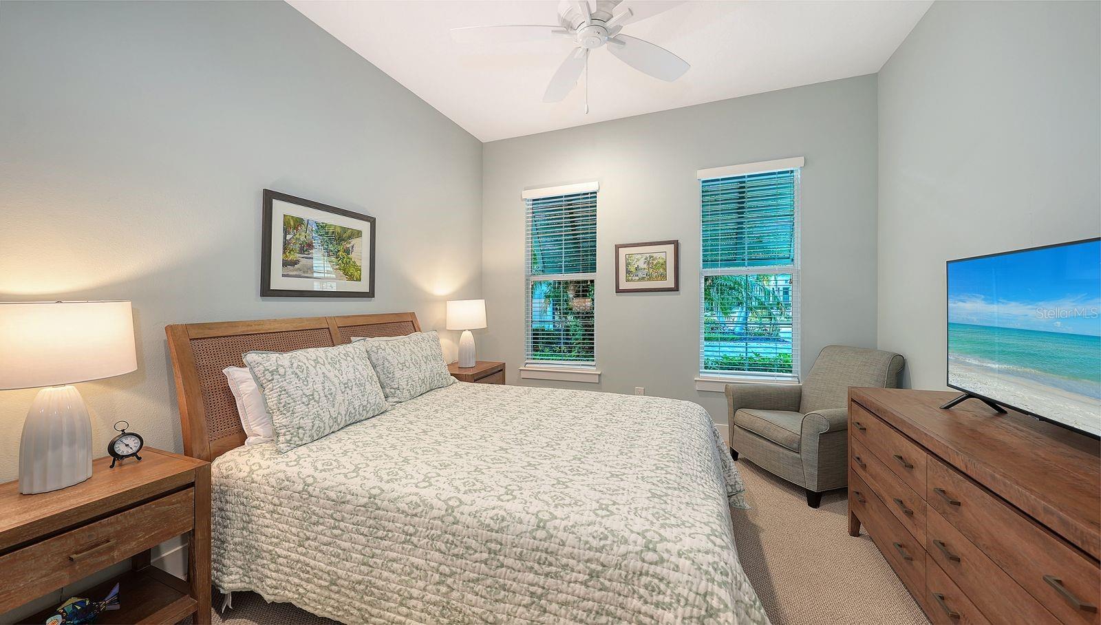 16524 KENDLESHIRE TER, LAKEWOOD RANCH, FL — photo 37
