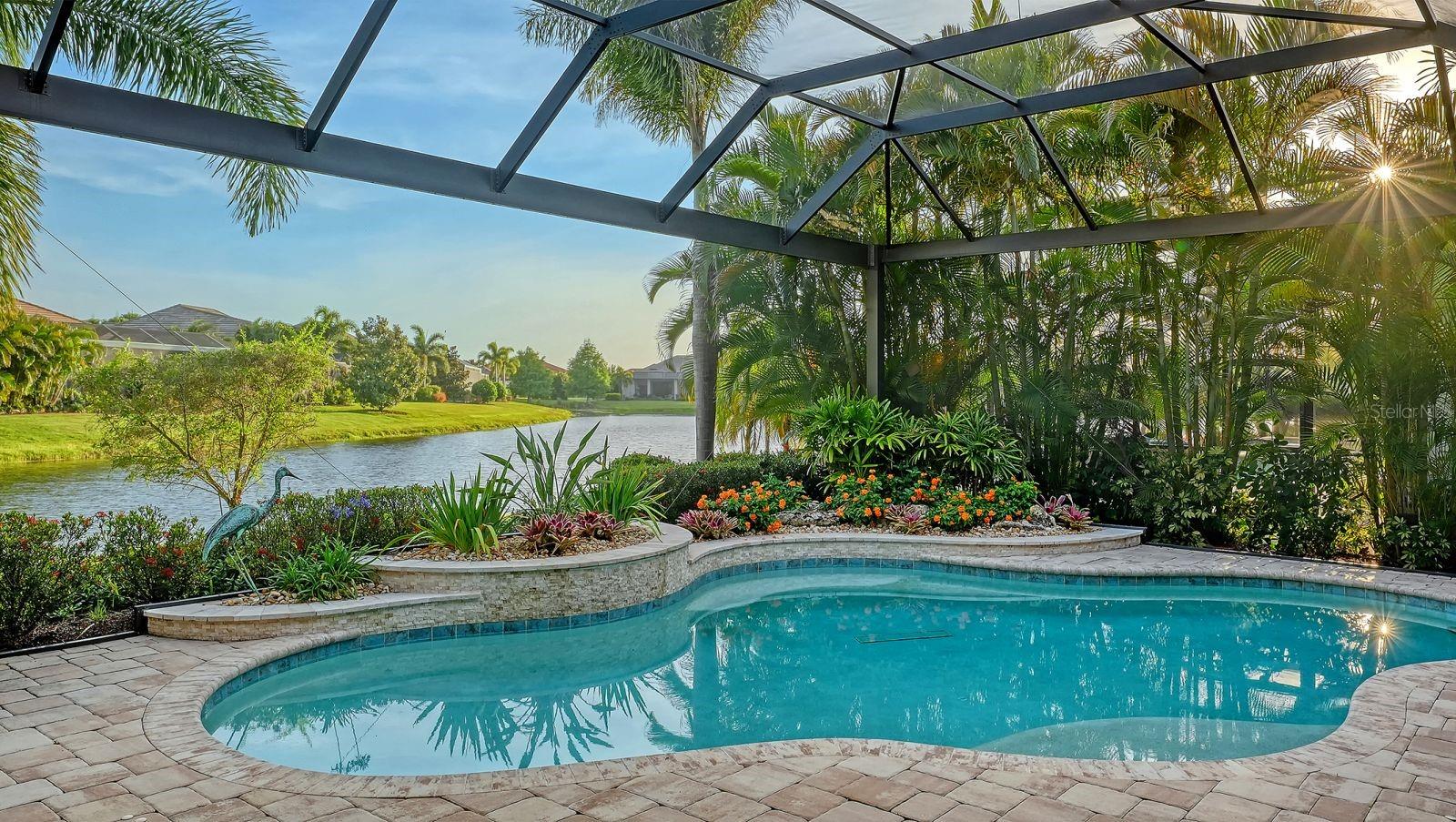 16524 KENDLESHIRE TER, LAKEWOOD RANCH, FL — photo 55