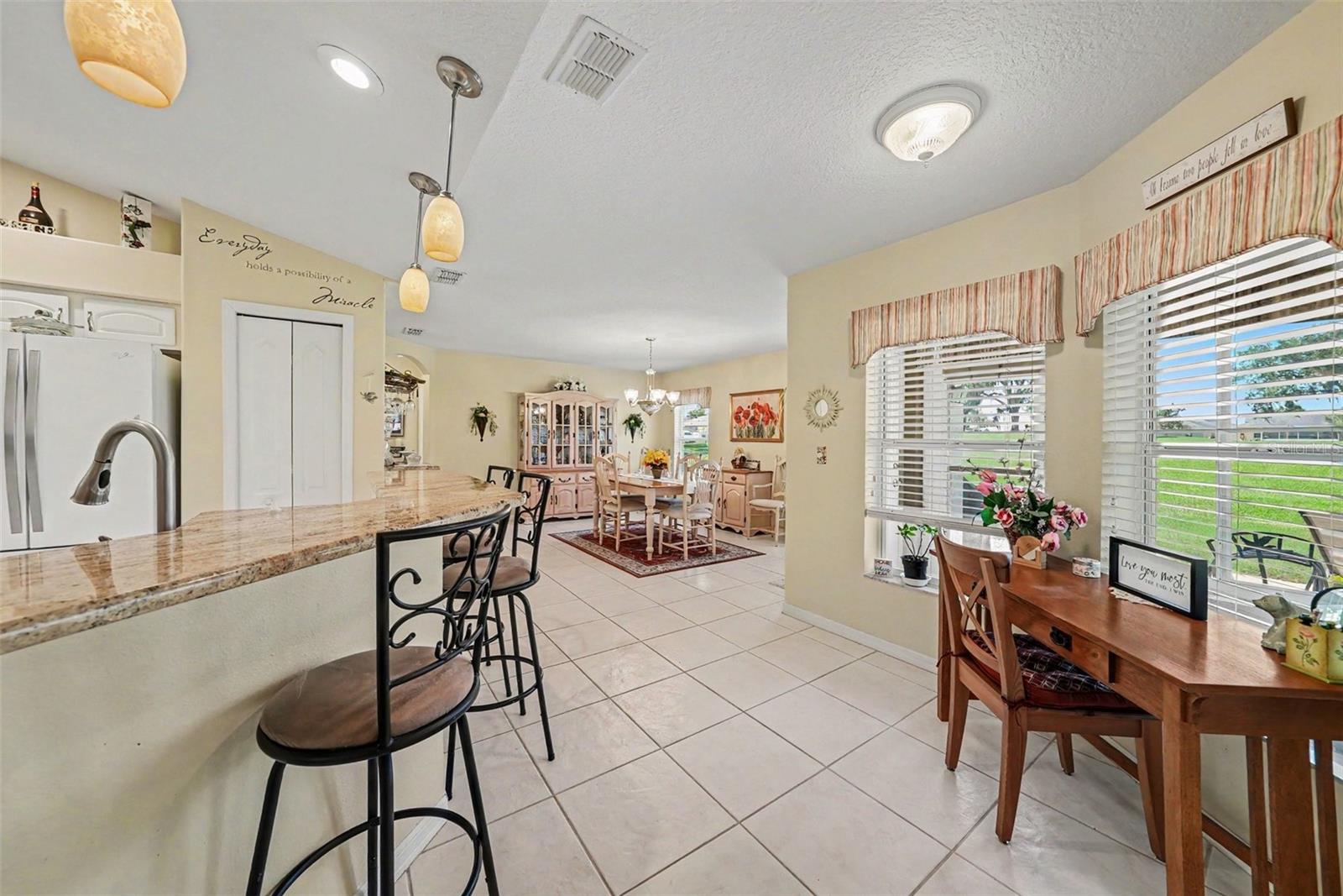 11132 MOSHIE LN, SAN ANTONIO, FL — photo 11