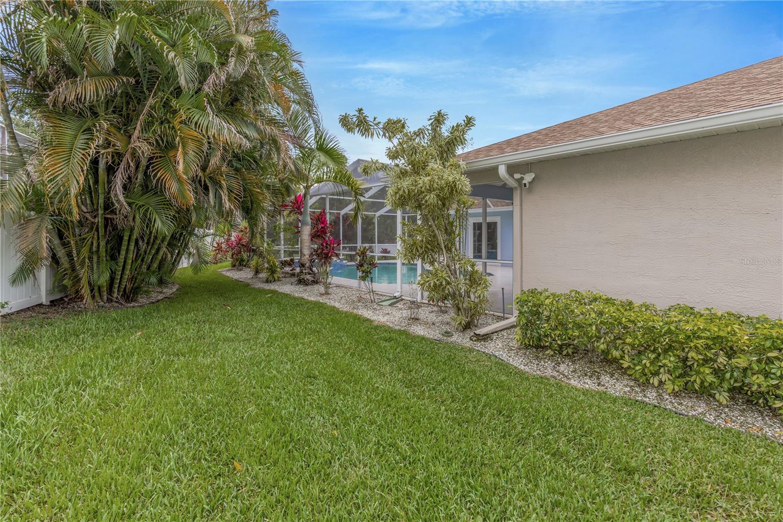 727 HIDDEN LAKE DR, TARPON SPRINGS, FL — photo 49