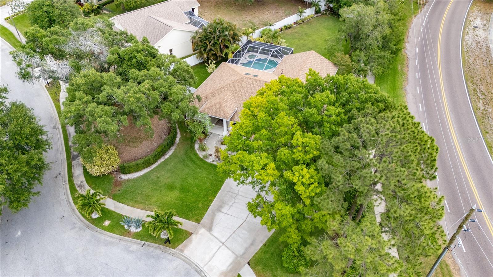 727 HIDDEN LAKE DR, TARPON SPRINGS, FL — photo 52