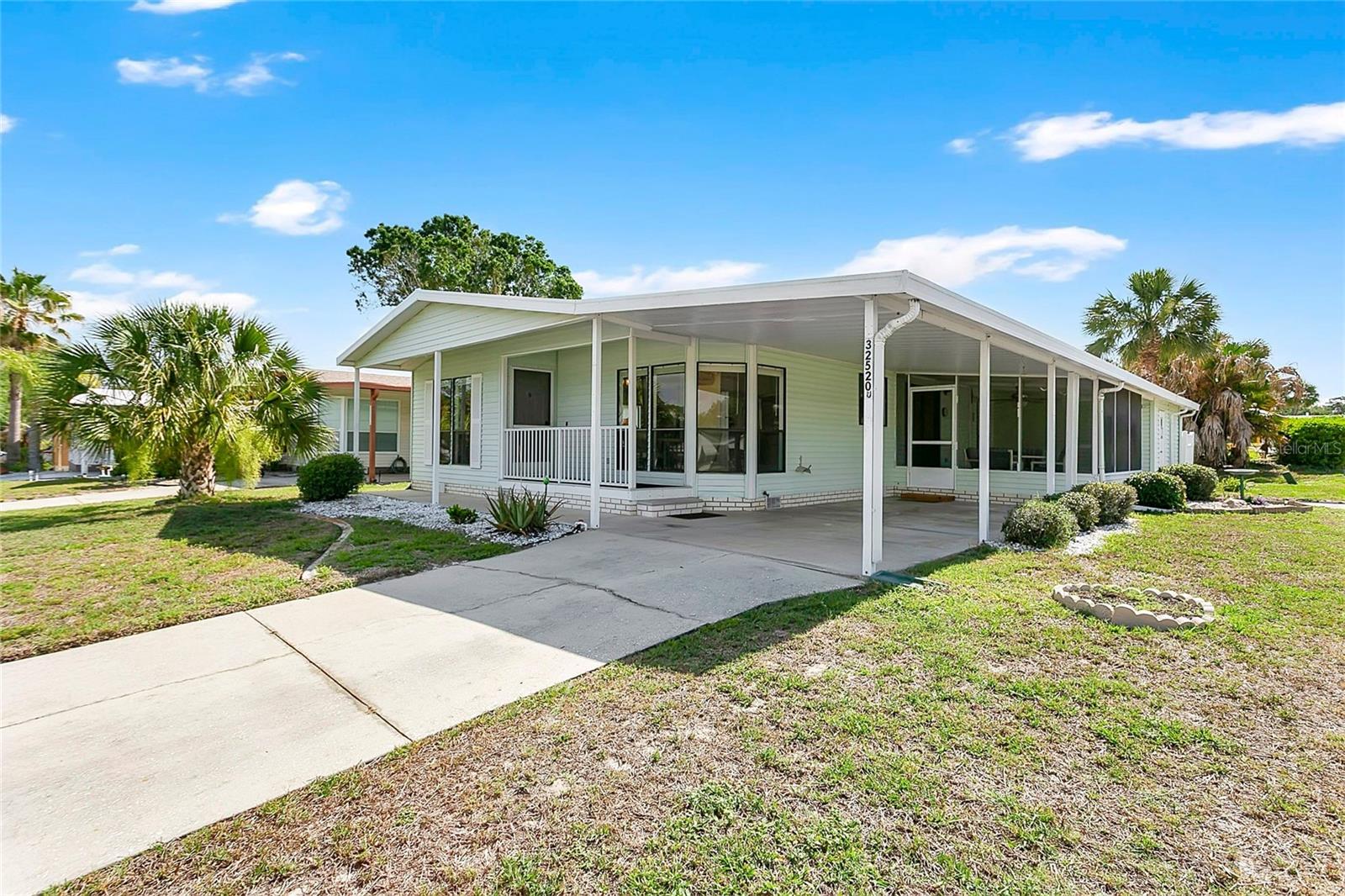 32520 W GOLF CT, LEESBURG, FL — photo 5