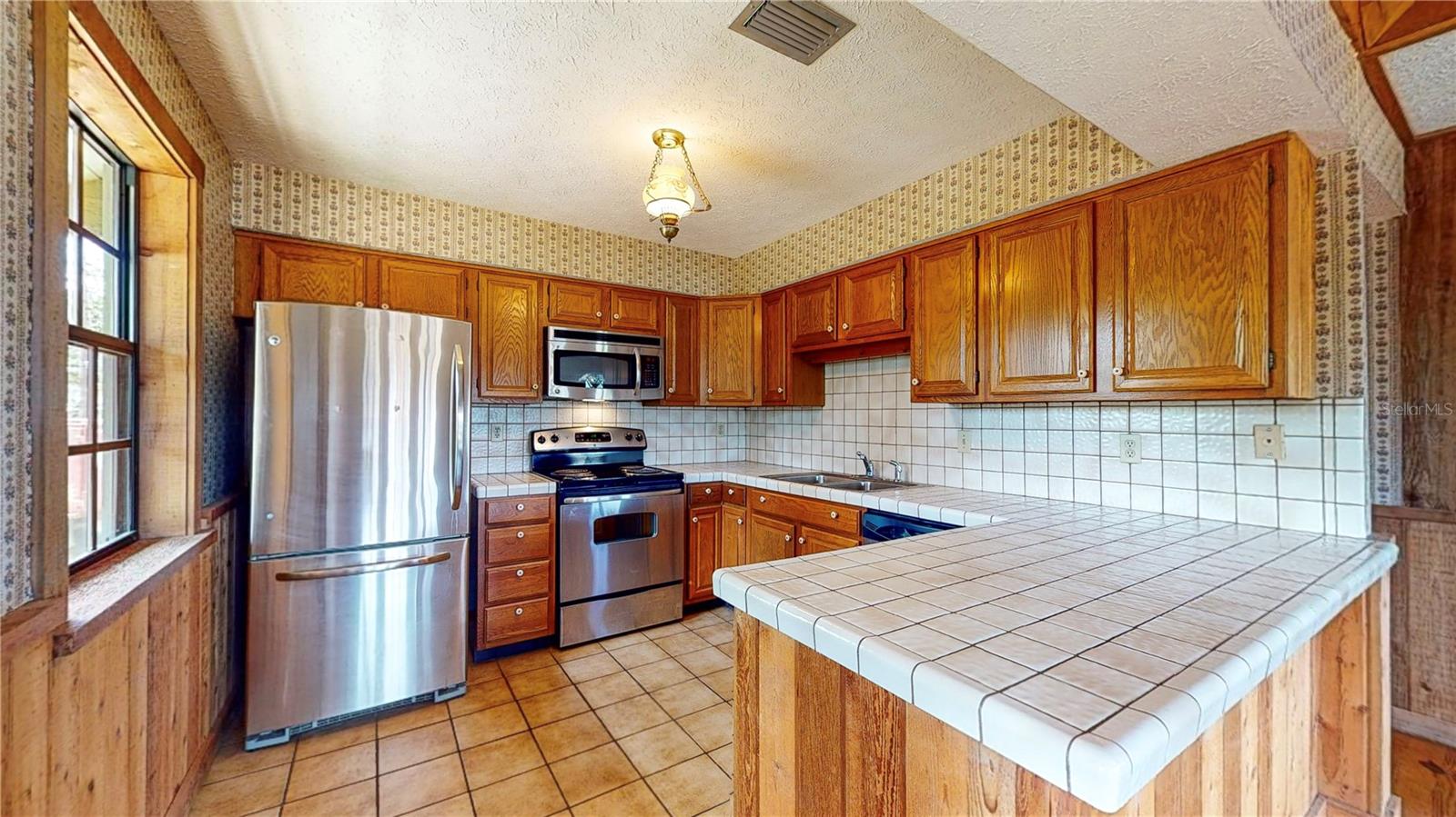 19803 READING RD, LUTZ, FL — photo 26