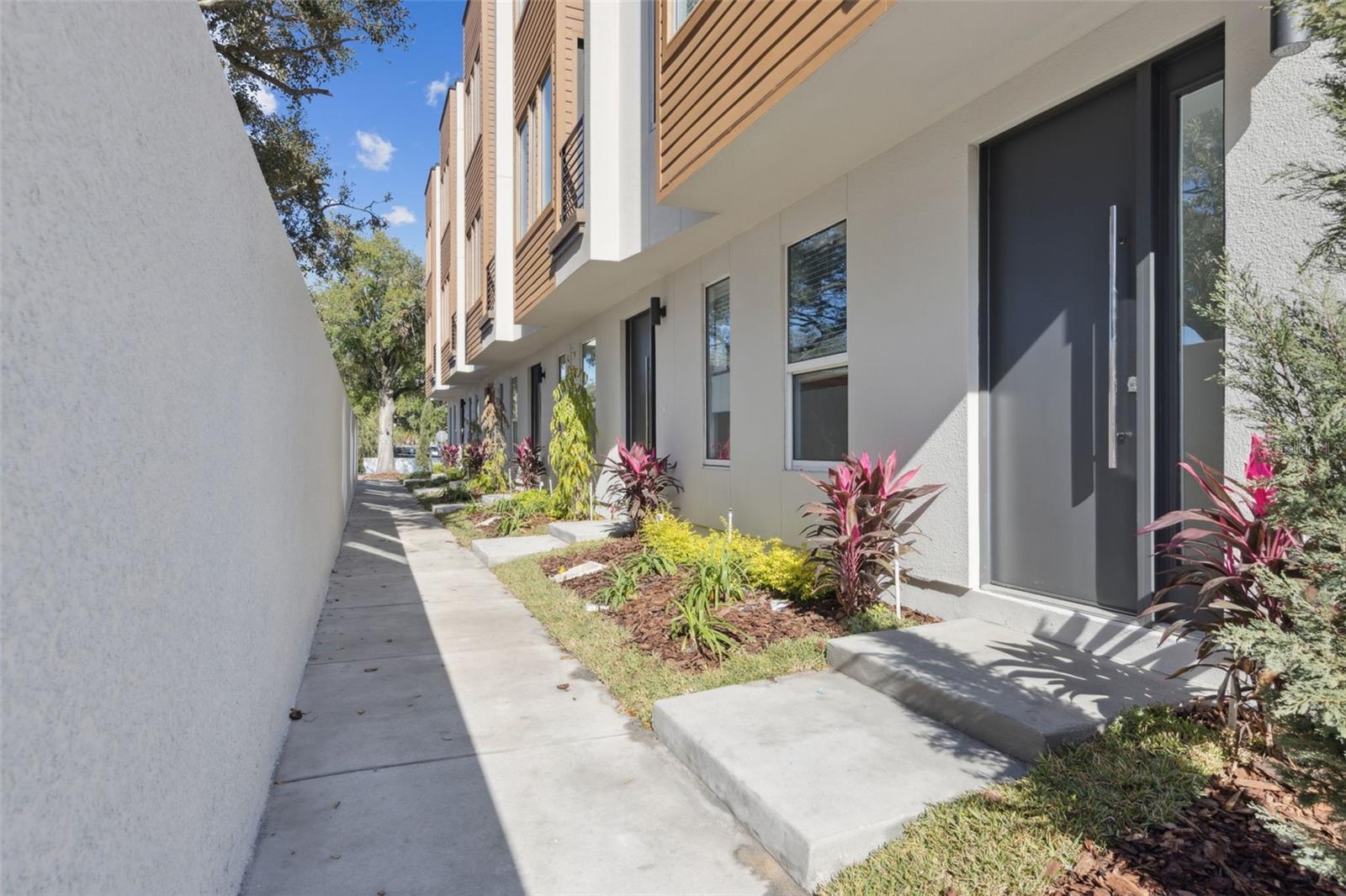 2316 E CONCORD ST #9, ORLANDO, FL — photo 33