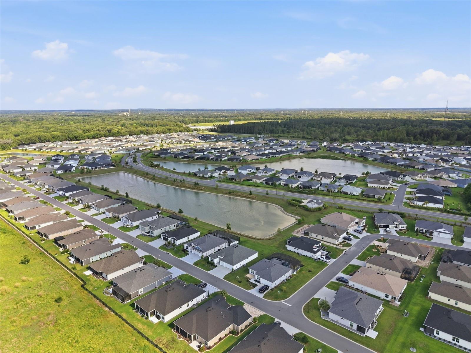 862 SPRING AVE, THE VILLAGES, FL — photo 101