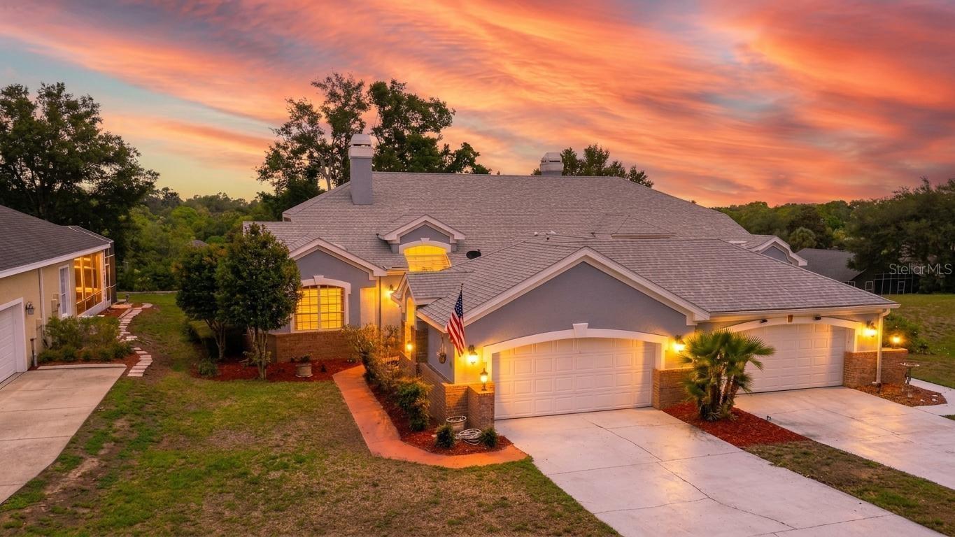 6144 TOPSAIL RD, LADY LAKE, FL