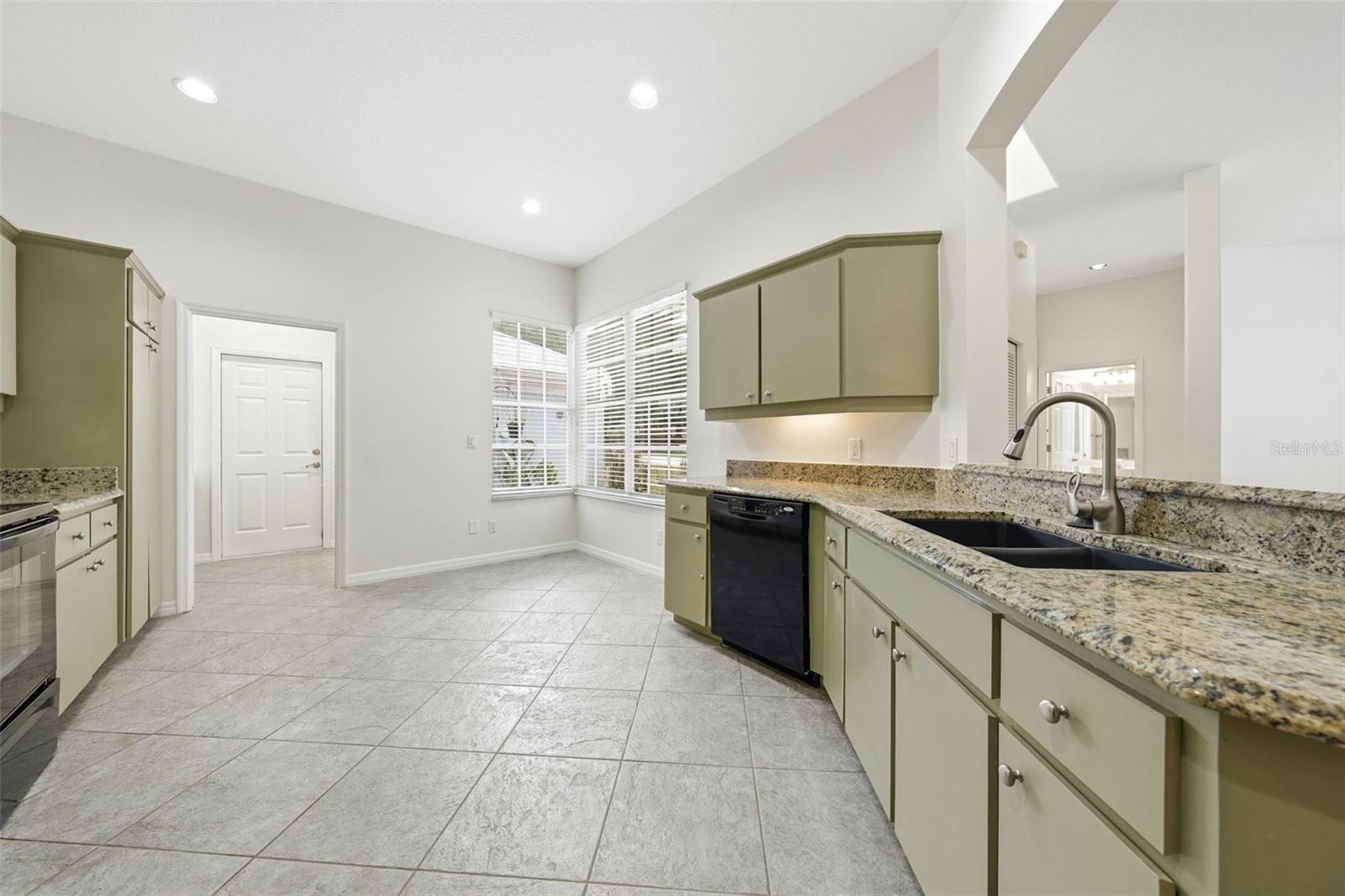 6144 TOPSAIL RD, LADY LAKE, FL — photo 16