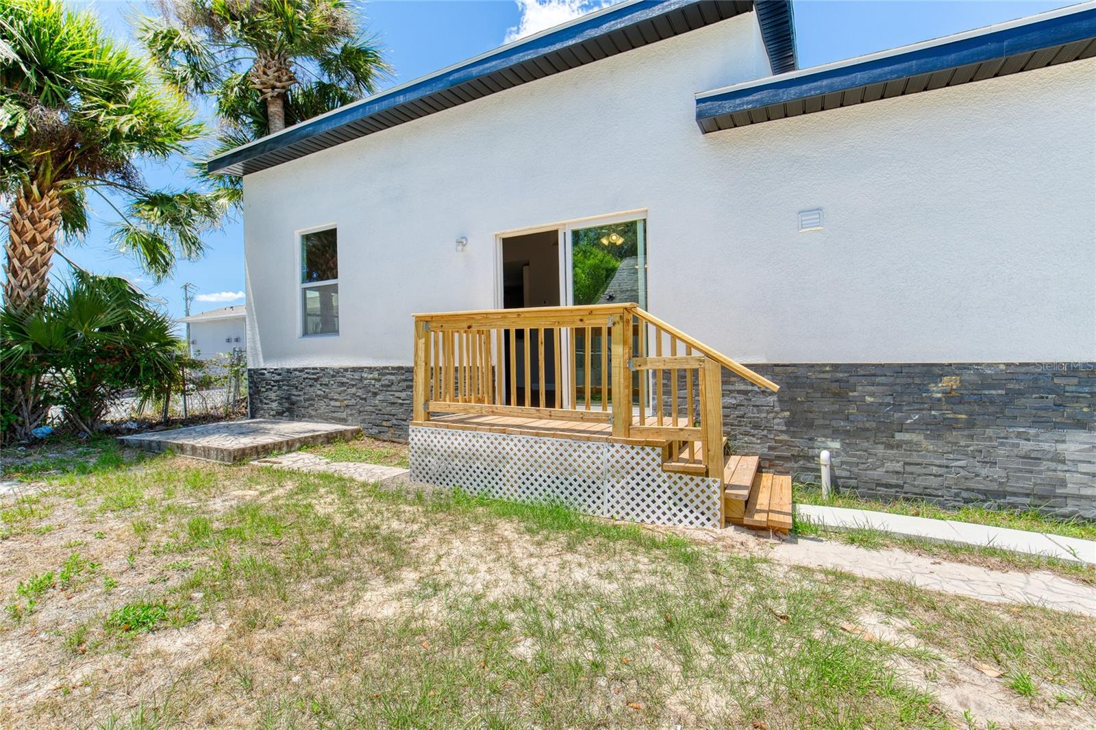 732 AVONDALE AVE, DAYTONA BEACH, FL — photo 31