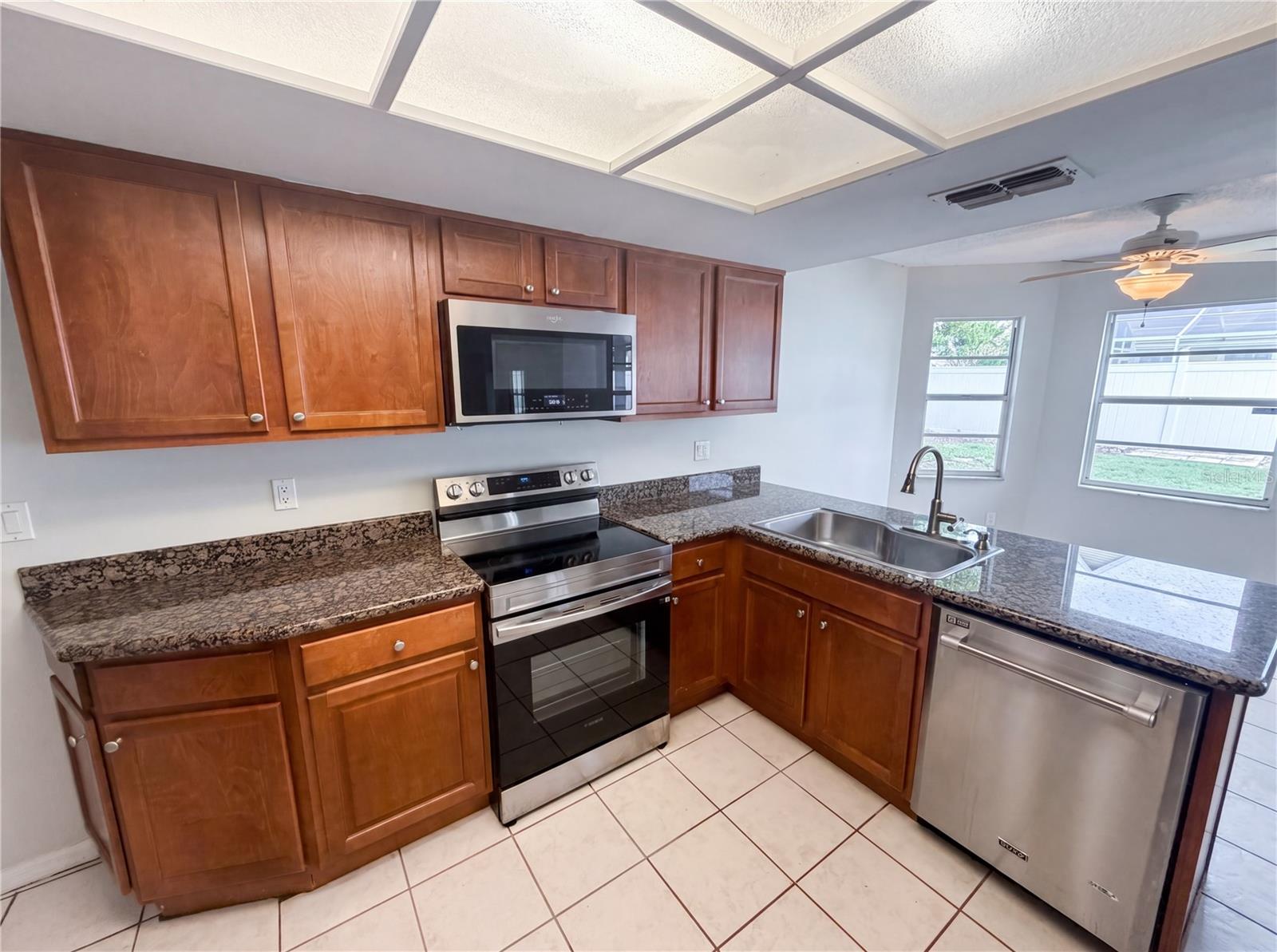 7221 HIDEAWAY TRL, NEW PORT RICHEY, FL — photo 15