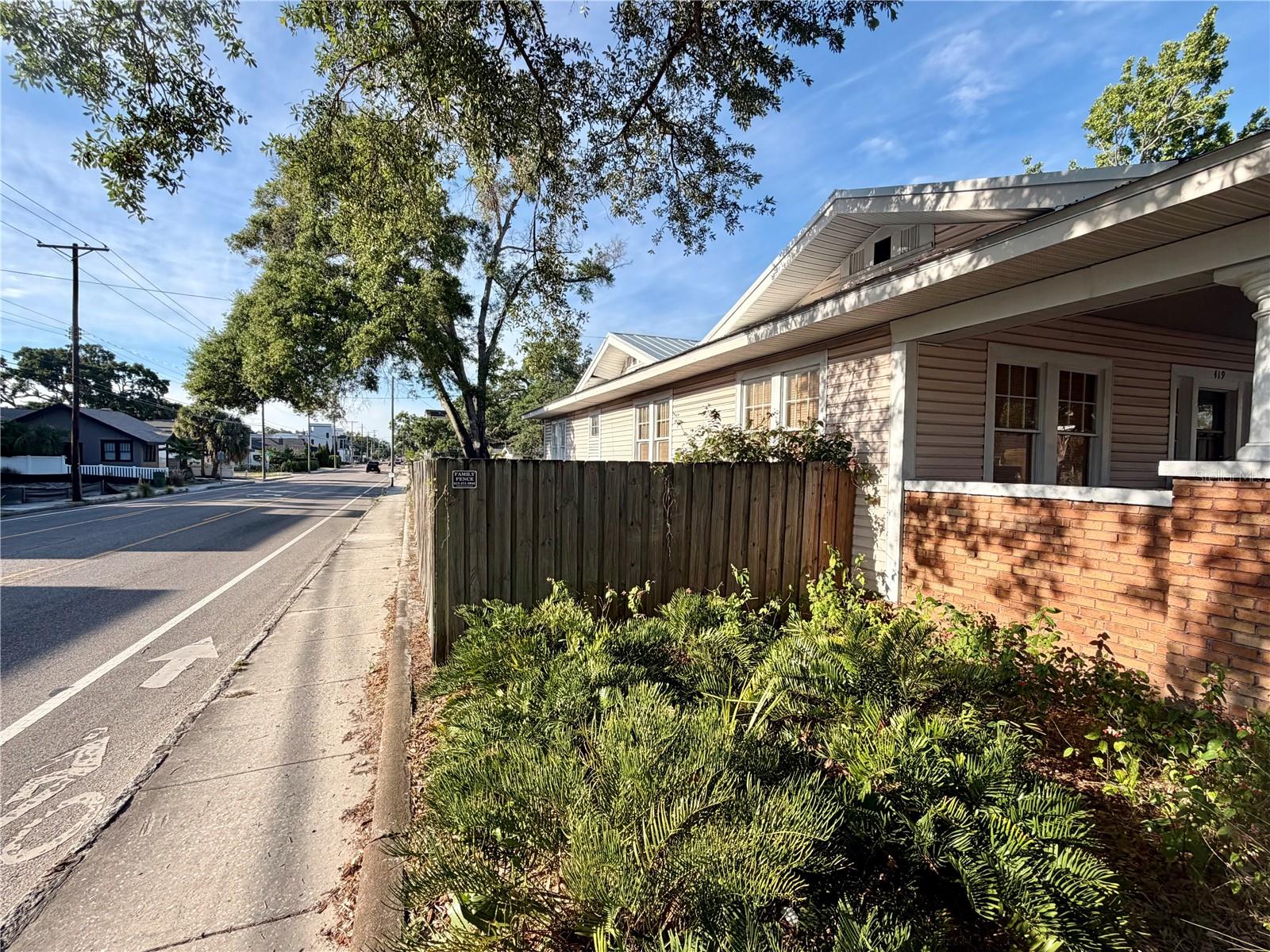419 W PARK AVE, TAMPA, FL — photo 4