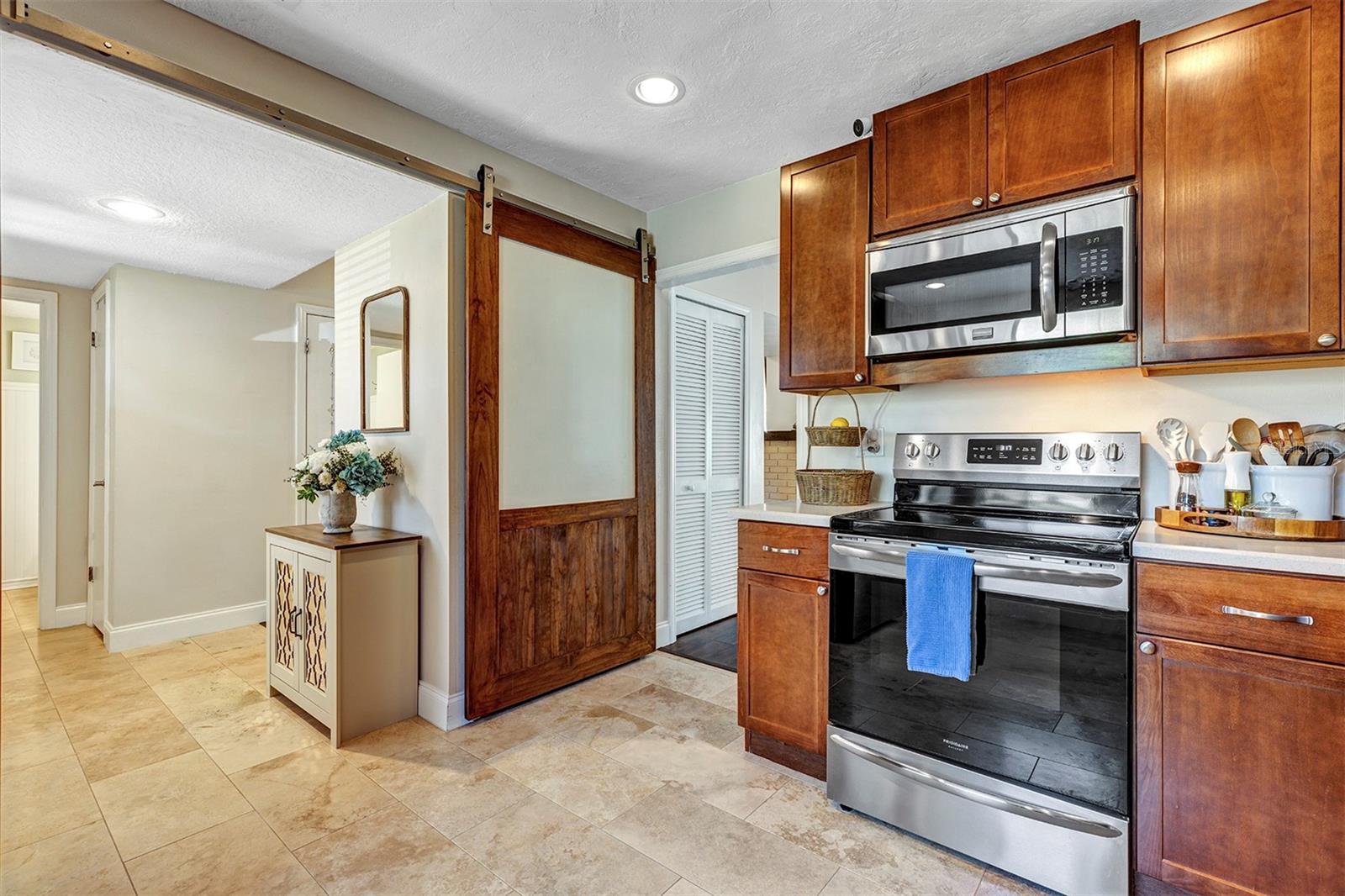 121 CROWN POINT CIR #121, LONGWOOD, FL — photo 11