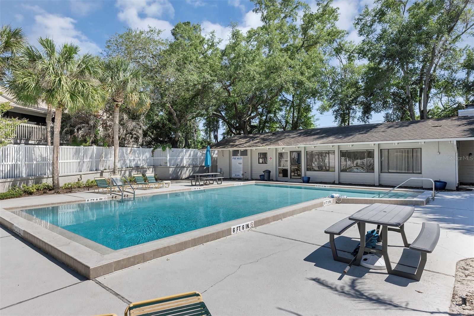 121 CROWN POINT CIR #121, LONGWOOD, FL — photo 41
