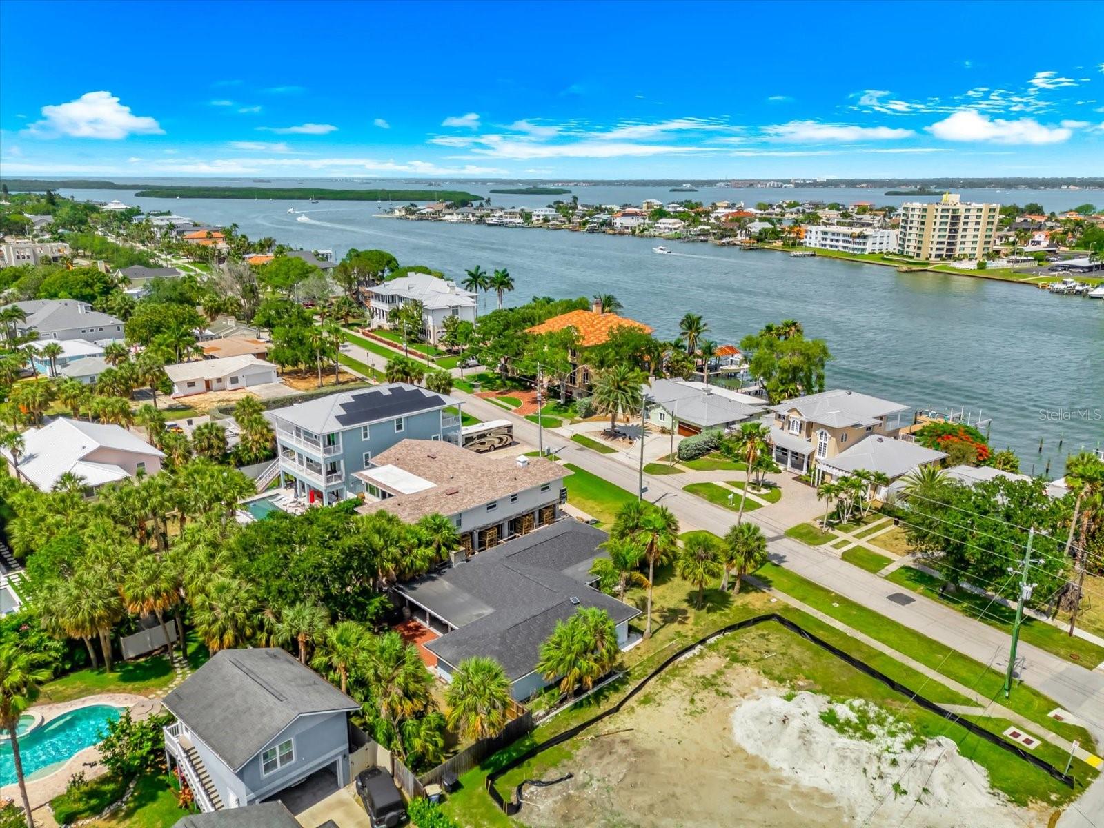 730 BAY ESPLANADE, CLEARWATER BEACH, FL — photo 59