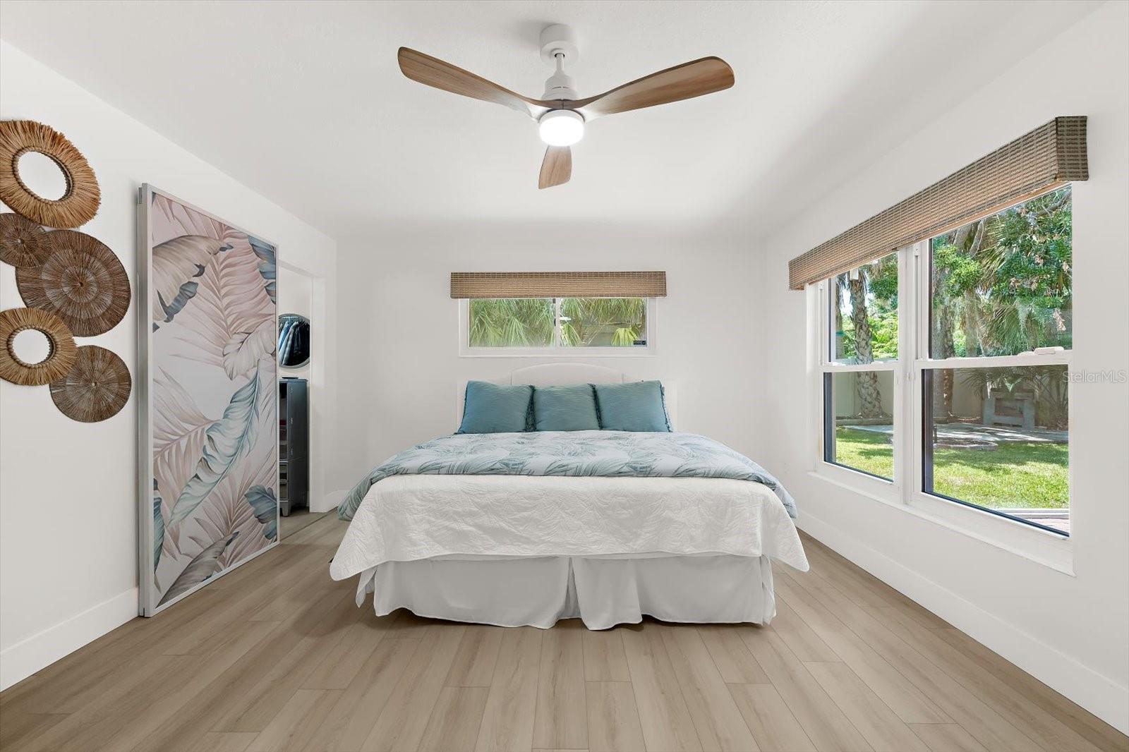 730 BAY ESPLANADE, CLEARWATER BEACH, FL — photo 13