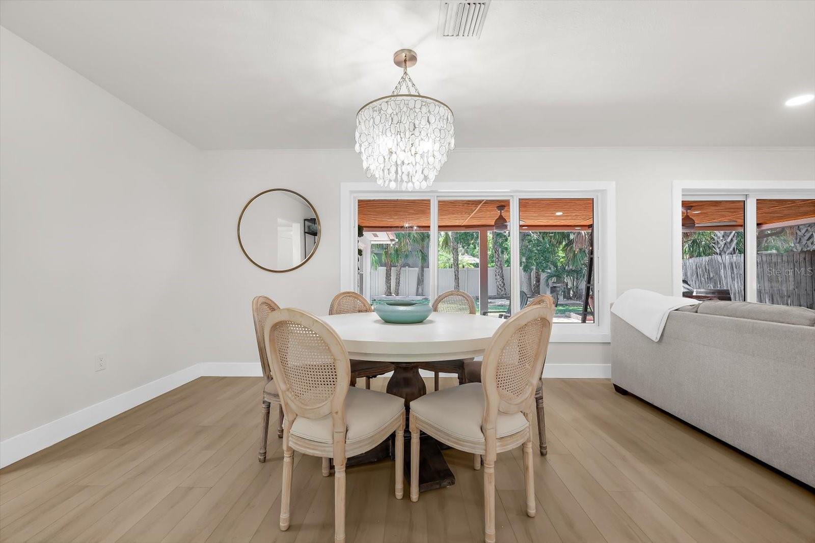 730 BAY ESPLANADE, CLEARWATER BEACH, FL — photo 25