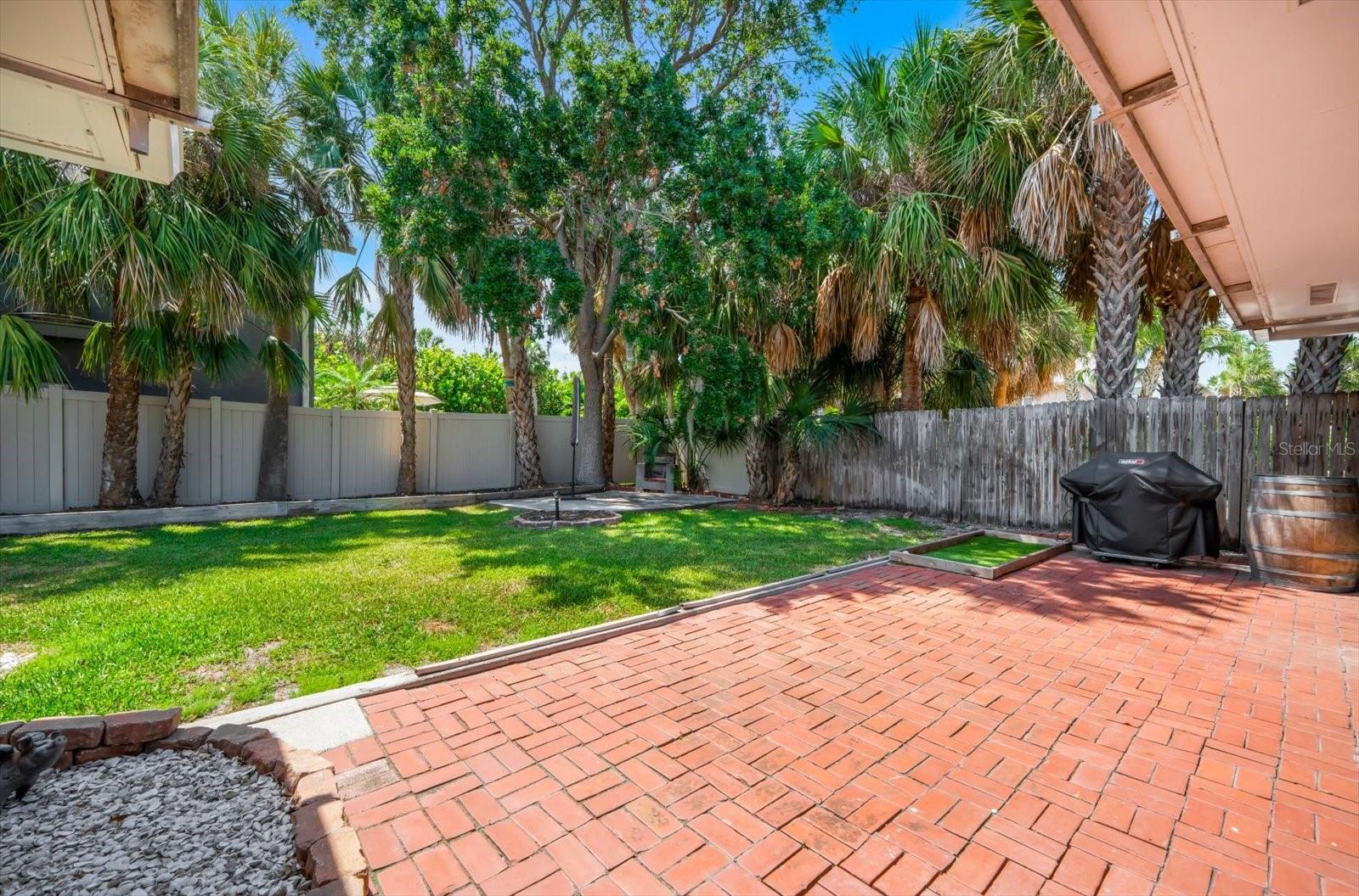 730 BAY ESPLANADE, CLEARWATER BEACH, FL — photo 52