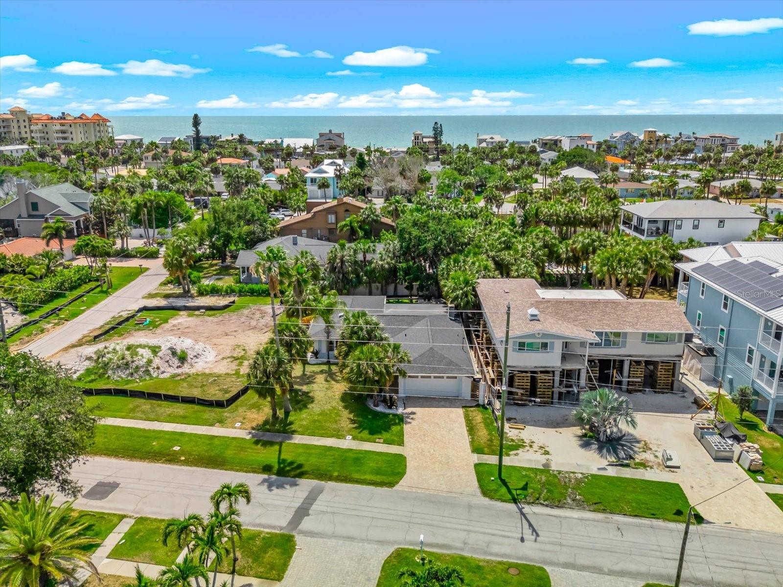 730 BAY ESPLANADE, CLEARWATER BEACH, FL — photo 62