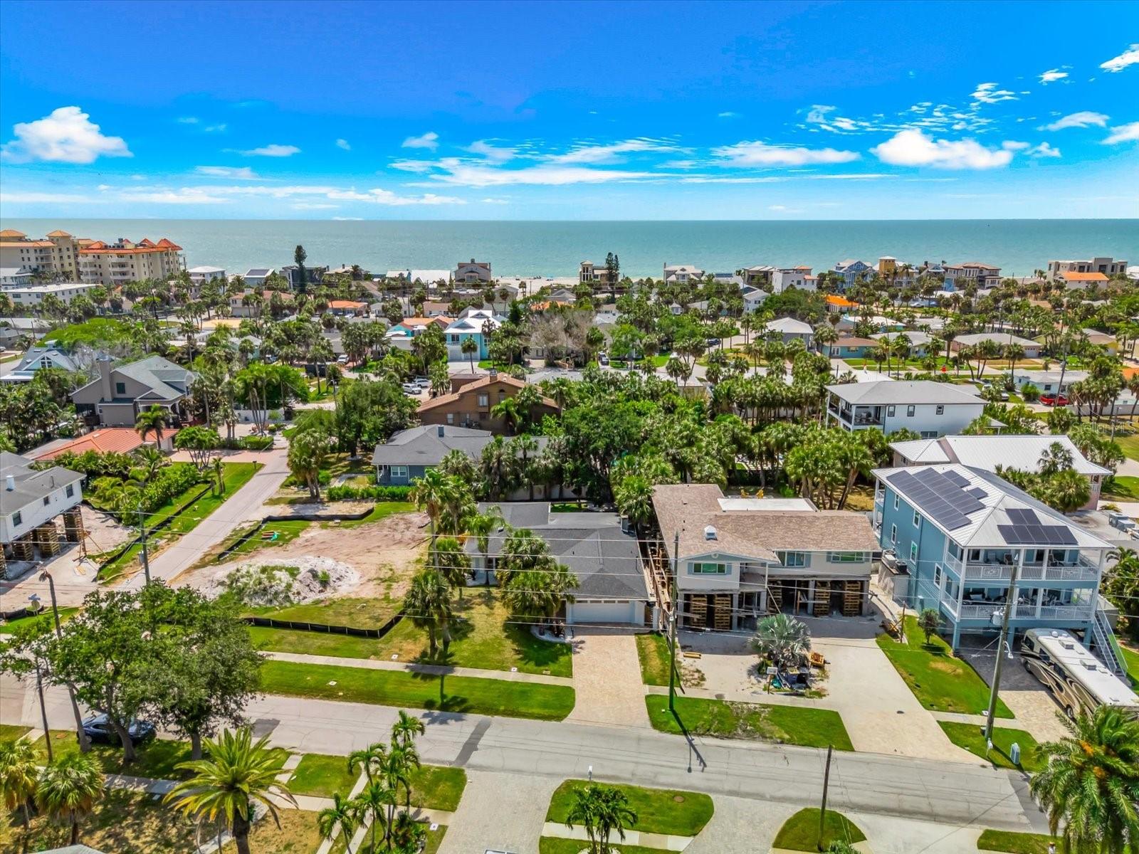 730 BAY ESPLANADE, CLEARWATER BEACH, FL — photo 63