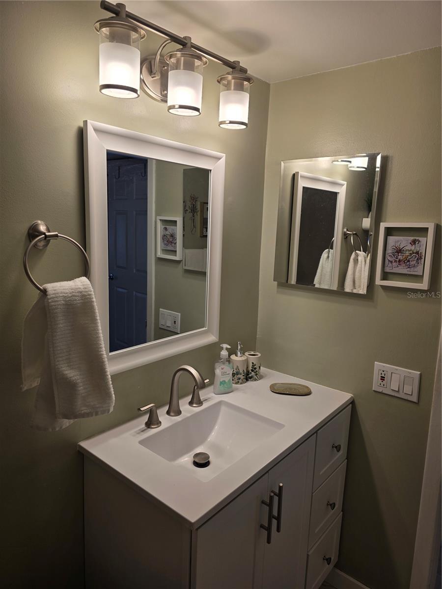 511 PLAZA SEVILLE CT #24, TREASURE ISLAND, FL — photo 22