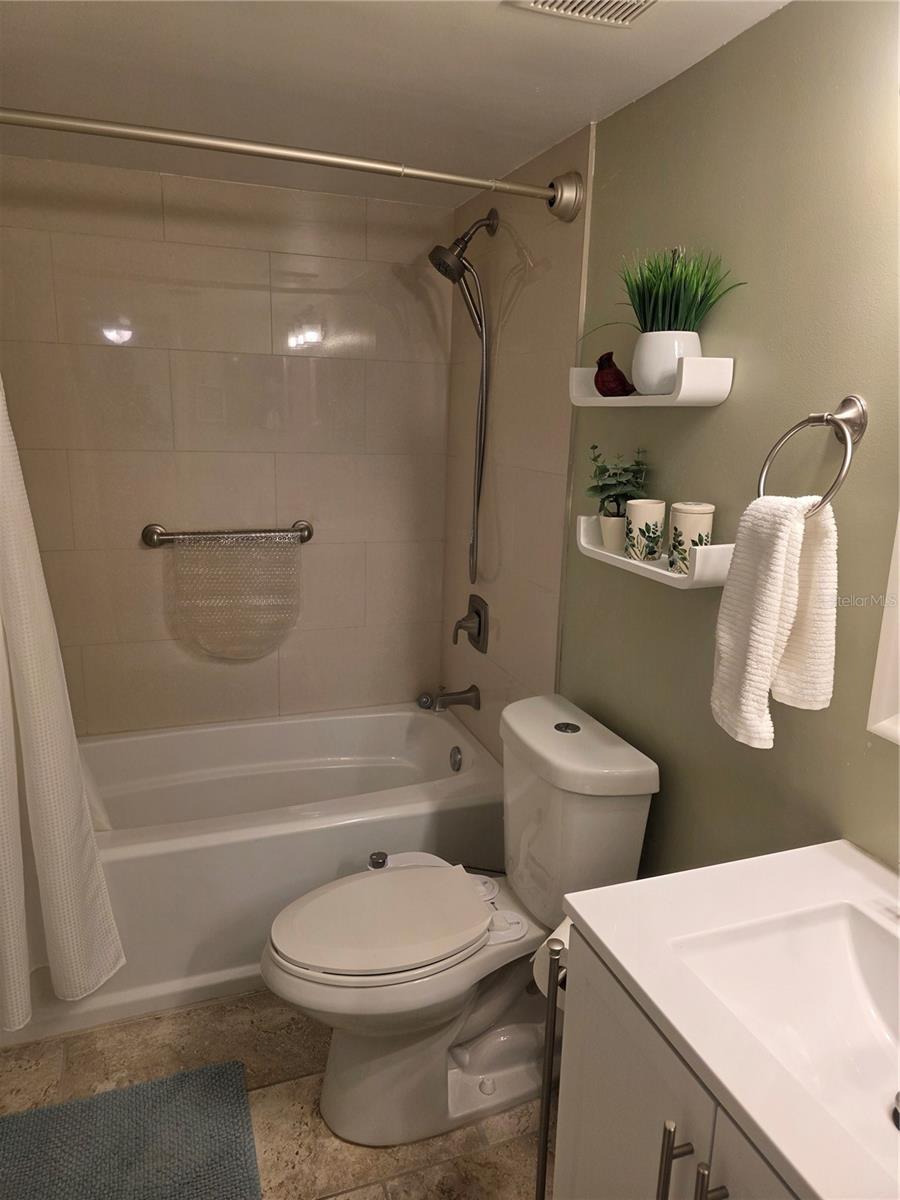 511 PLAZA SEVILLE CT #24, TREASURE ISLAND, FL — photo 23