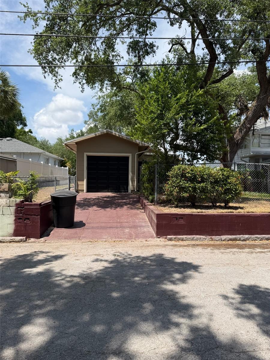 124 20TH AVE N, ST PETERSBURG, FL — photo 15