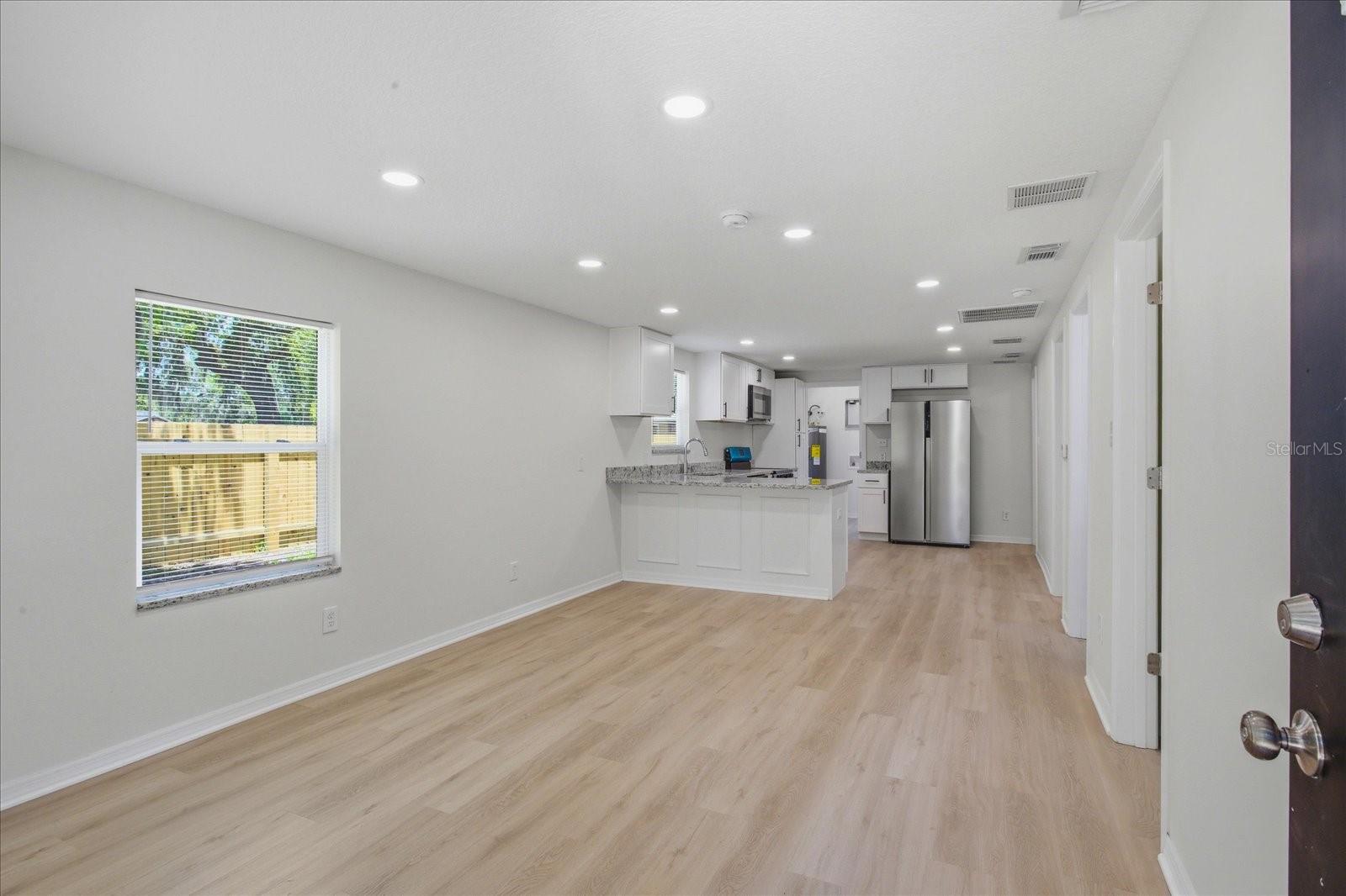 816 WOODLAND AVE, LEESBURG, FL — photo 7
