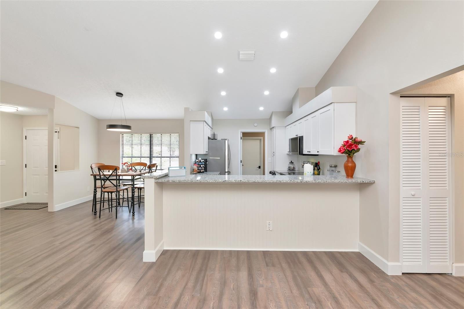 6104 26TH AVE E, BRADENTON, FL — photo 11