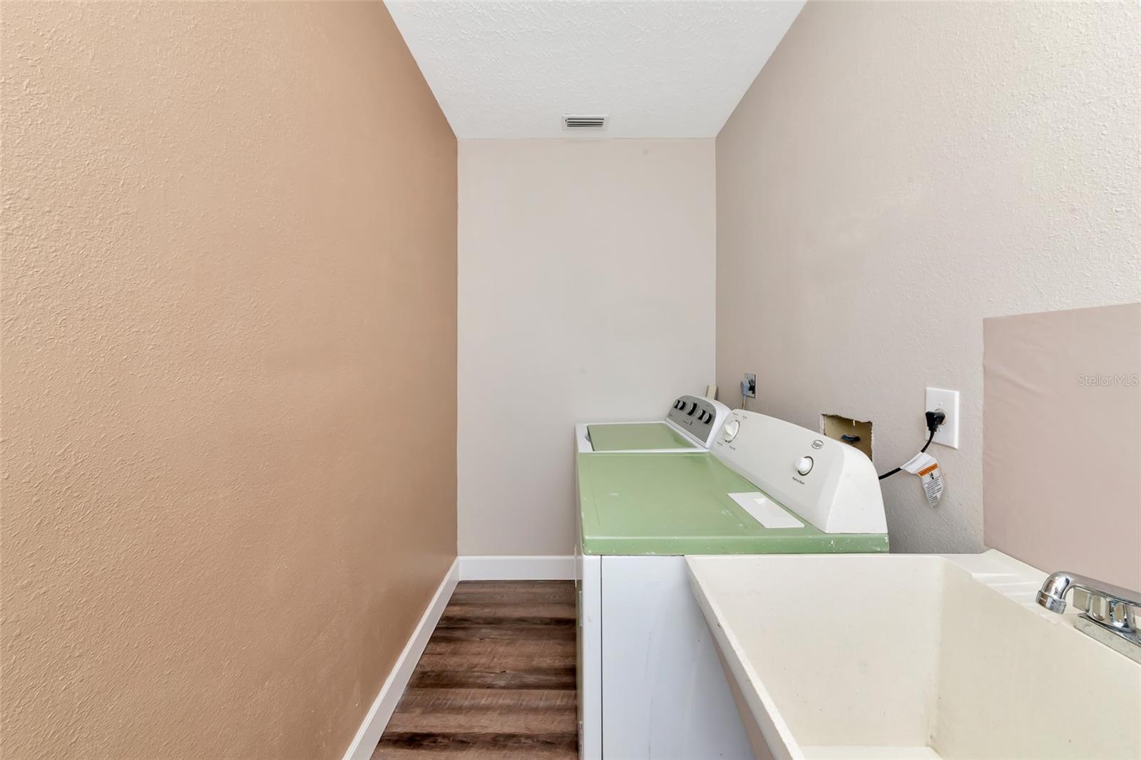 6104 26TH AVE E, BRADENTON, FL — photo 29